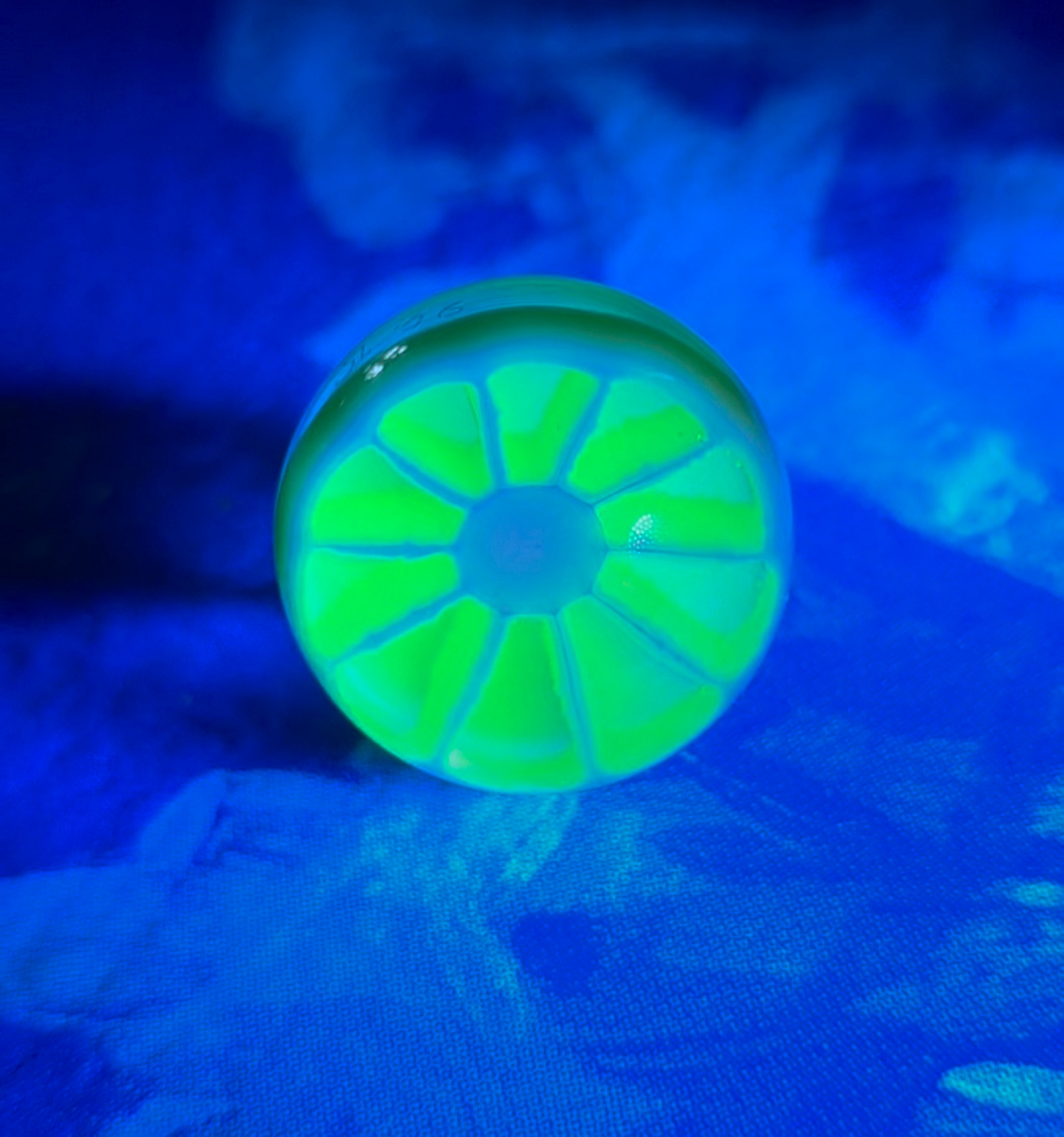 Lyons glass marble w uv image 0