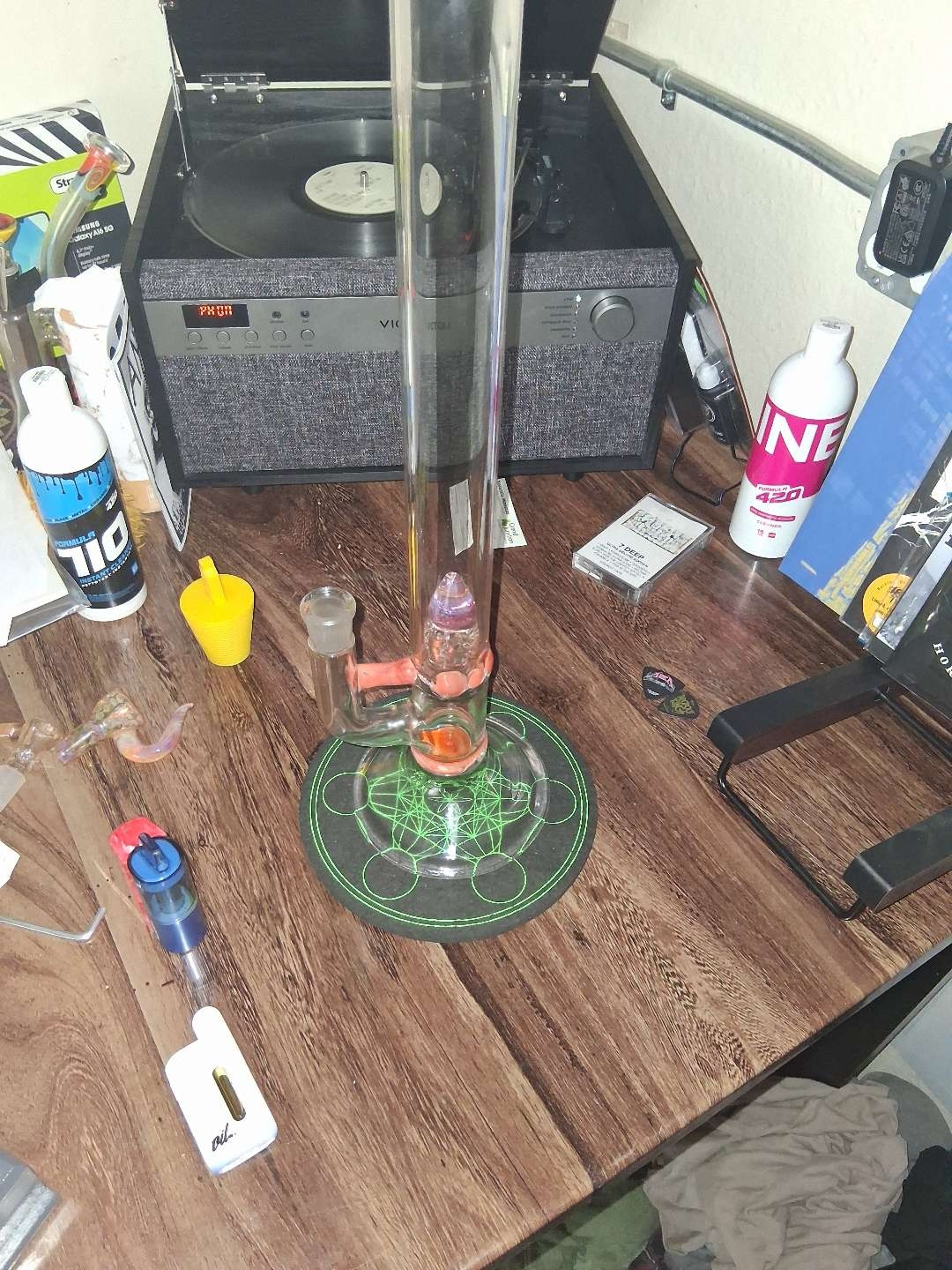 Preview pic of Firewithinglass 18in tube inv4 perc
