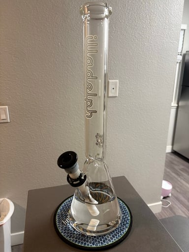 Preview pic of Illadelph Medium 9mm Beaker