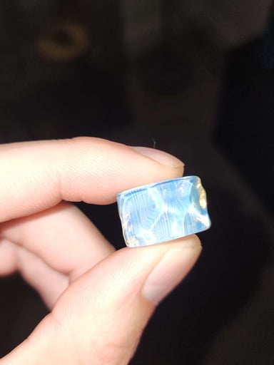Preview pic of Chaka ice cave bead