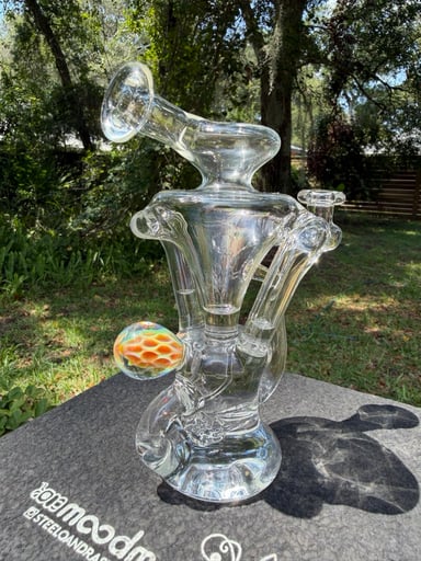 Preview pic of Klein Recycler Molemanglass