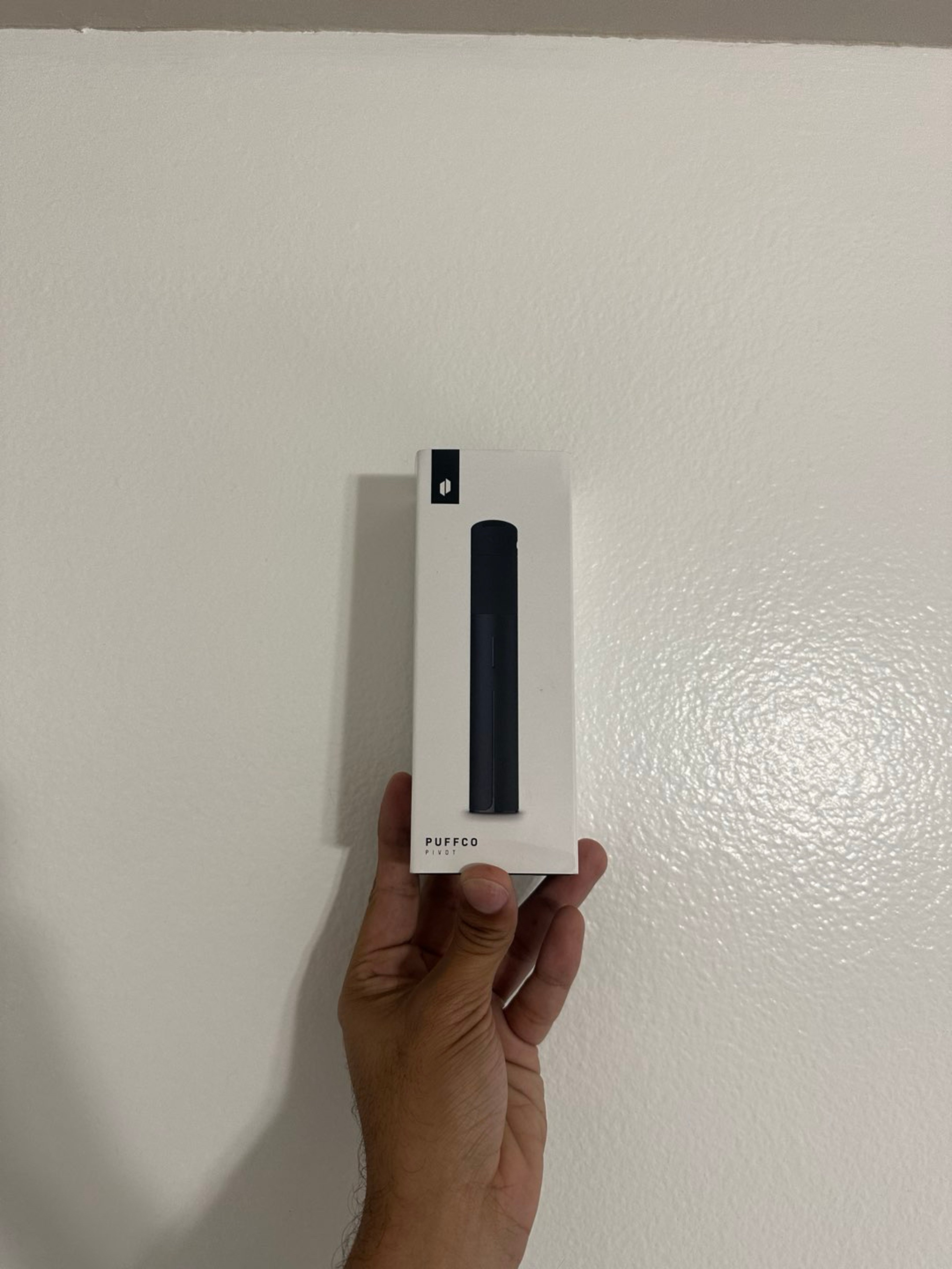 Preview pic of Puffco Pivot