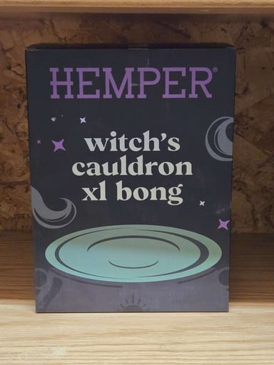 Preview pic of Witch cauldron bong