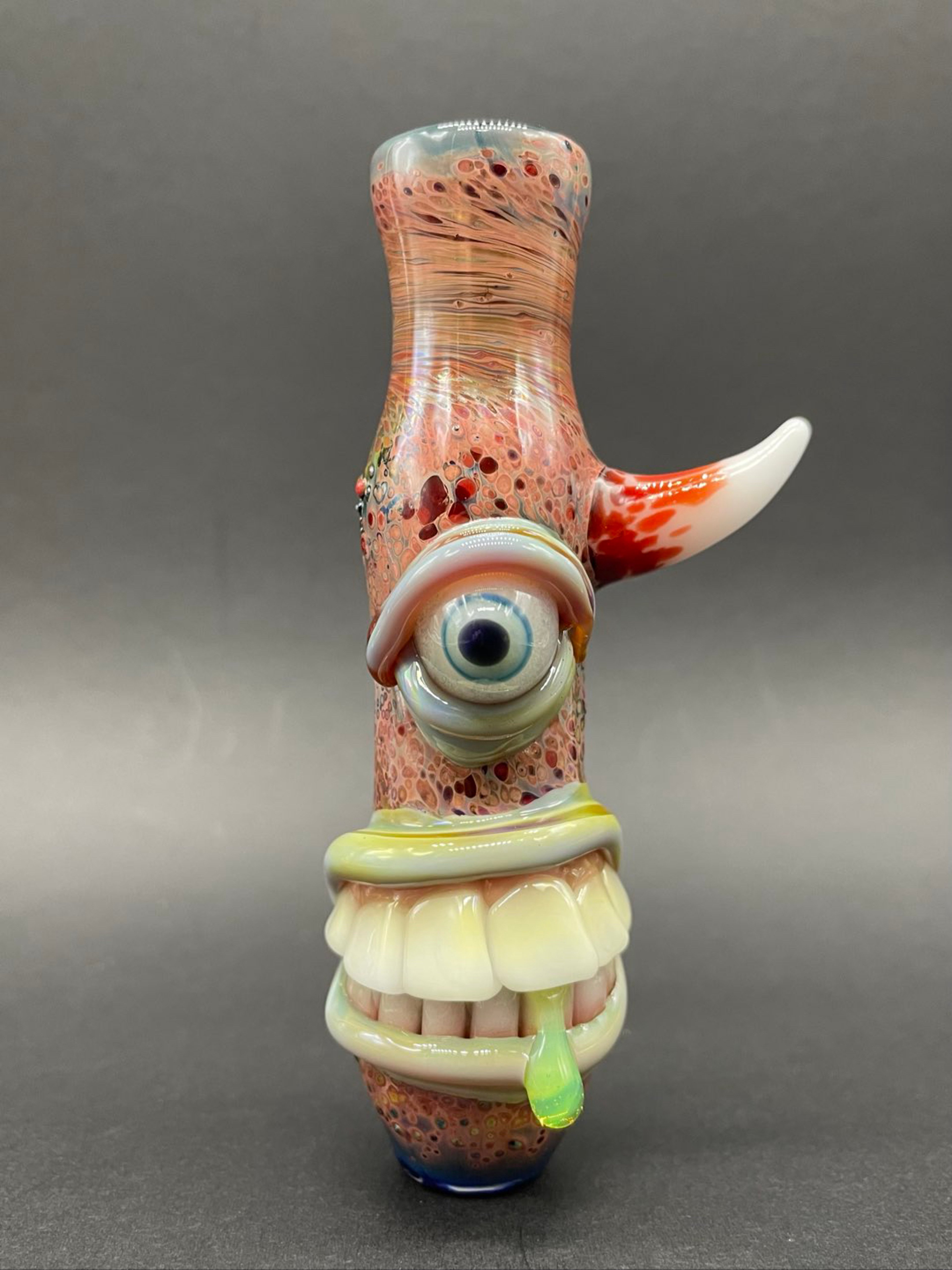 Cyclops chillum with glow in the dark eye image 0