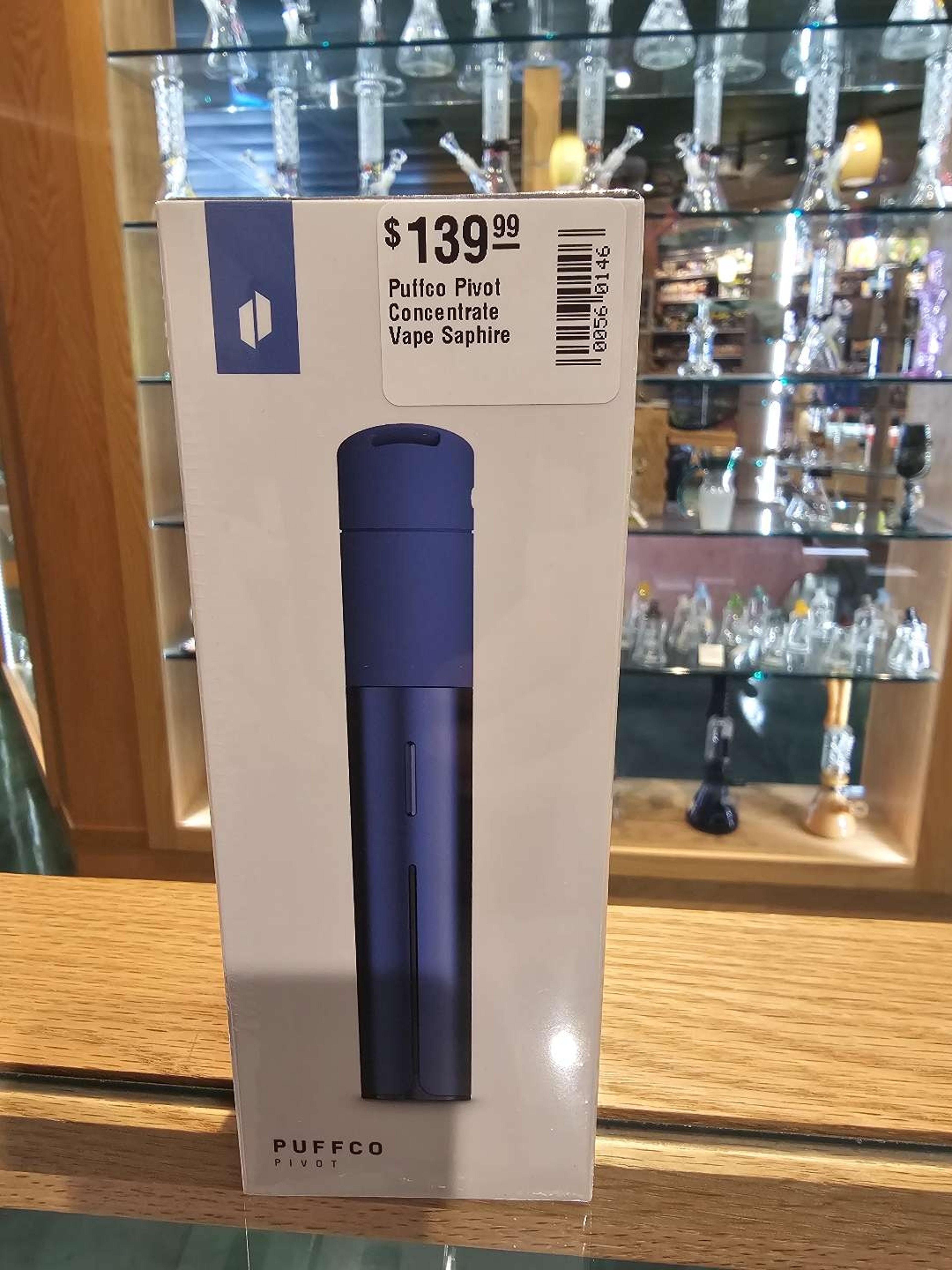 Preview pic of Puffco Pivot Saphire