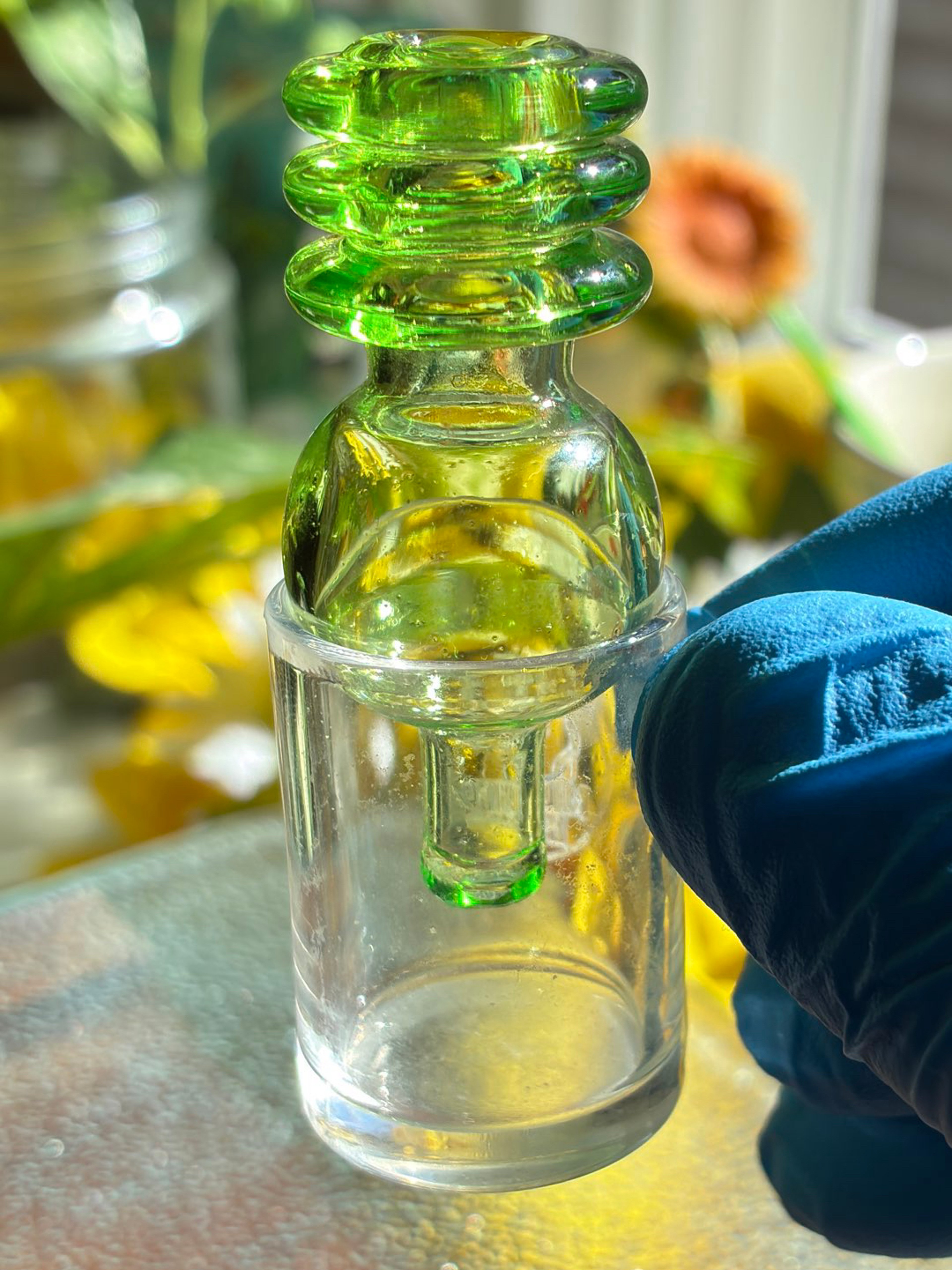 Preview pic of Transparent green carb cap