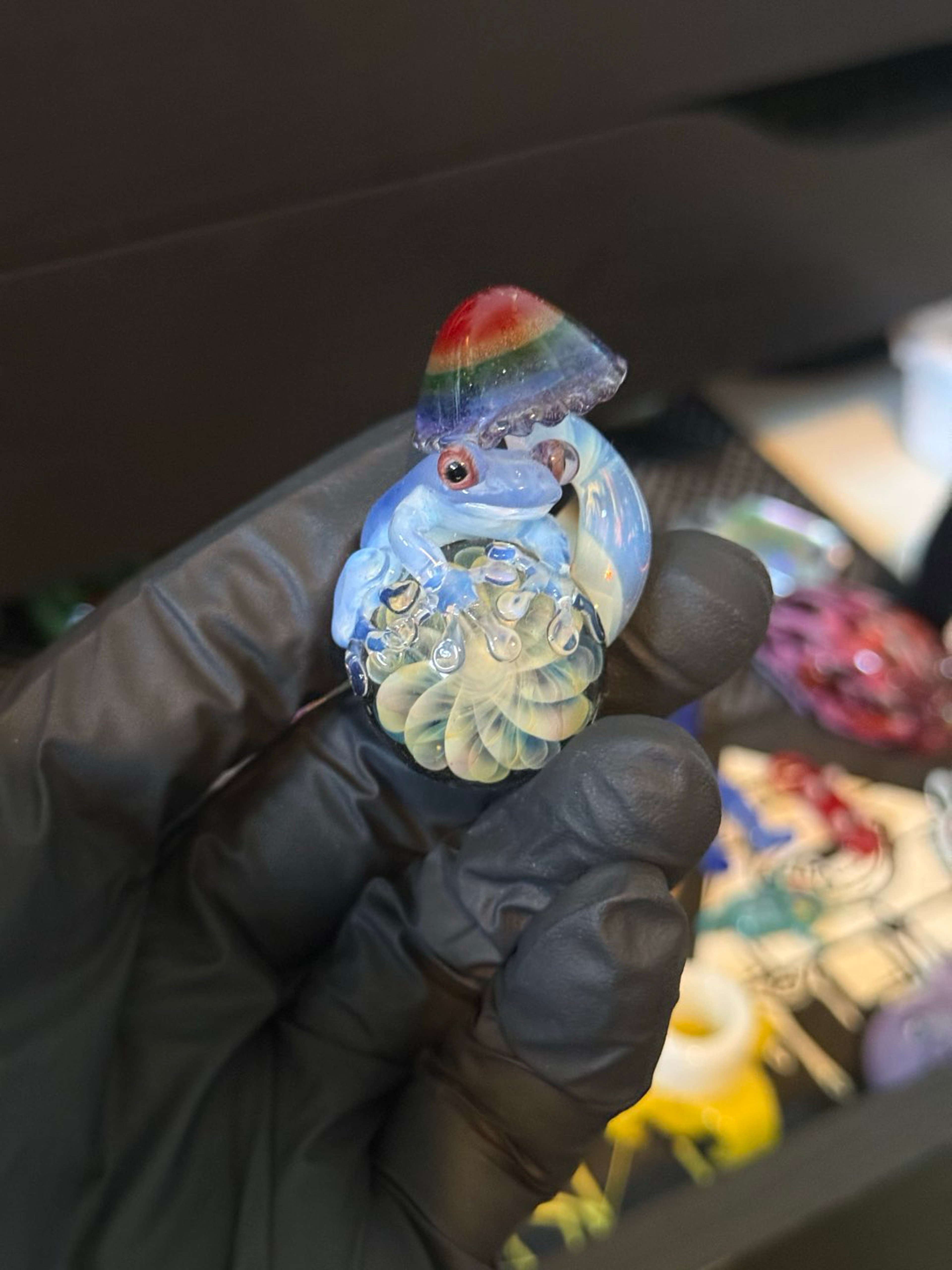 Preview pic of Kengtaro Shelter from the Storm Pendant