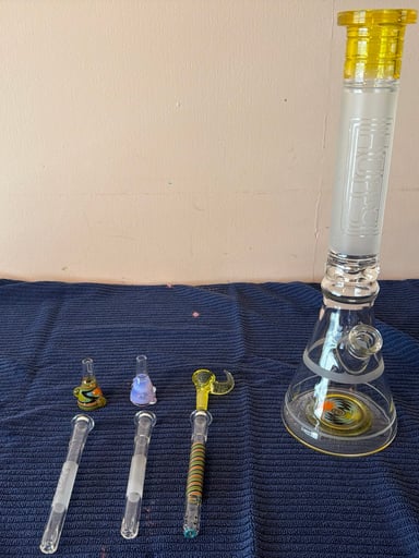 Preview pic of Huffy beaker 14mm lemon drop
