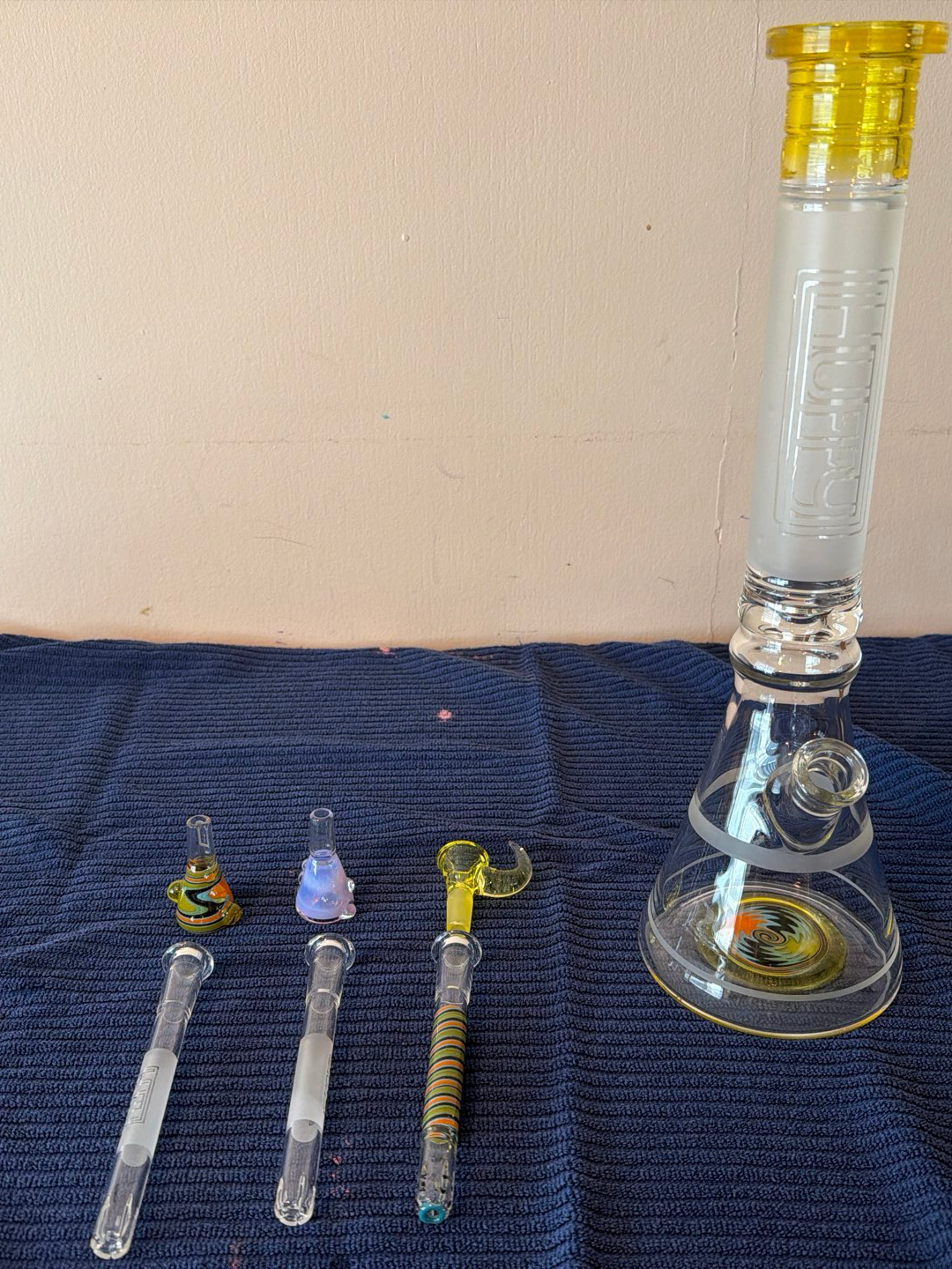 Preview pic of Huffy beaker 14mm lemon drop