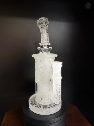 Preview pic of CaliBear Glass rig