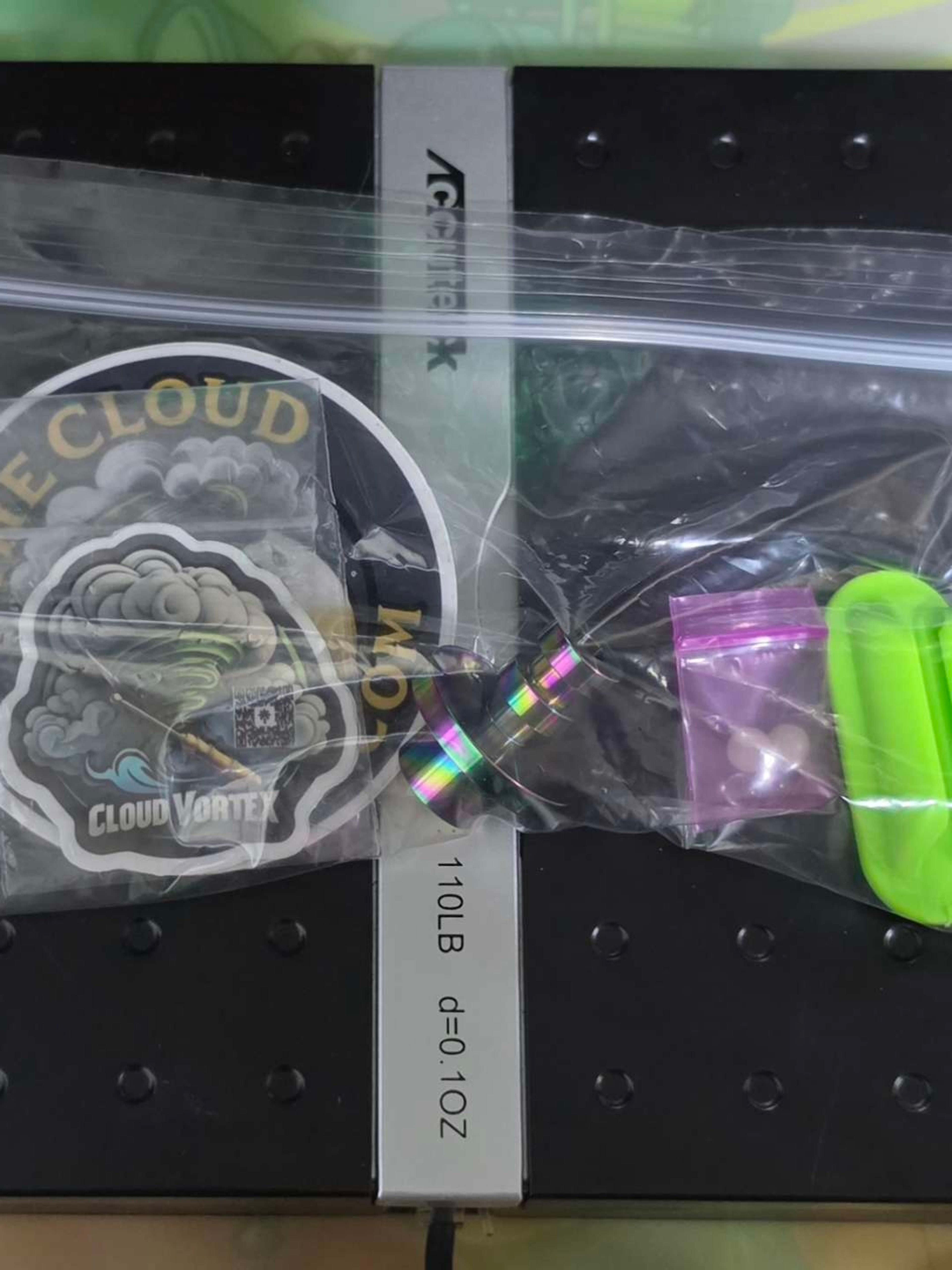 Cloud Vortex Spinner Cap for Dr Dabber Switch 2
RAINBOW) / RESTRICTED AIRFLOW / W/ Spinner Cap Drop Holder Bundle! image 0