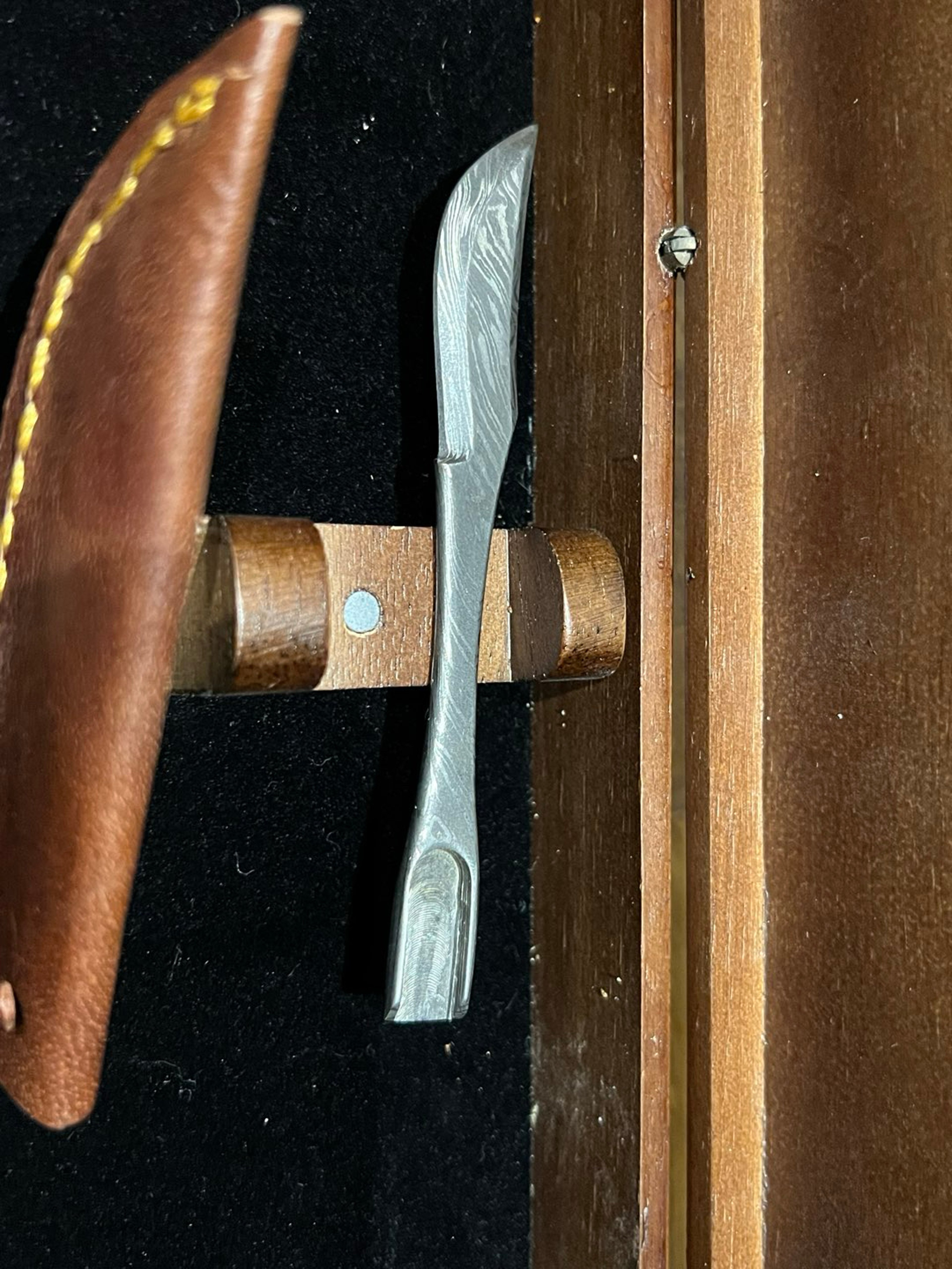 Preview pic of DAMASCUS DUAL TOOL