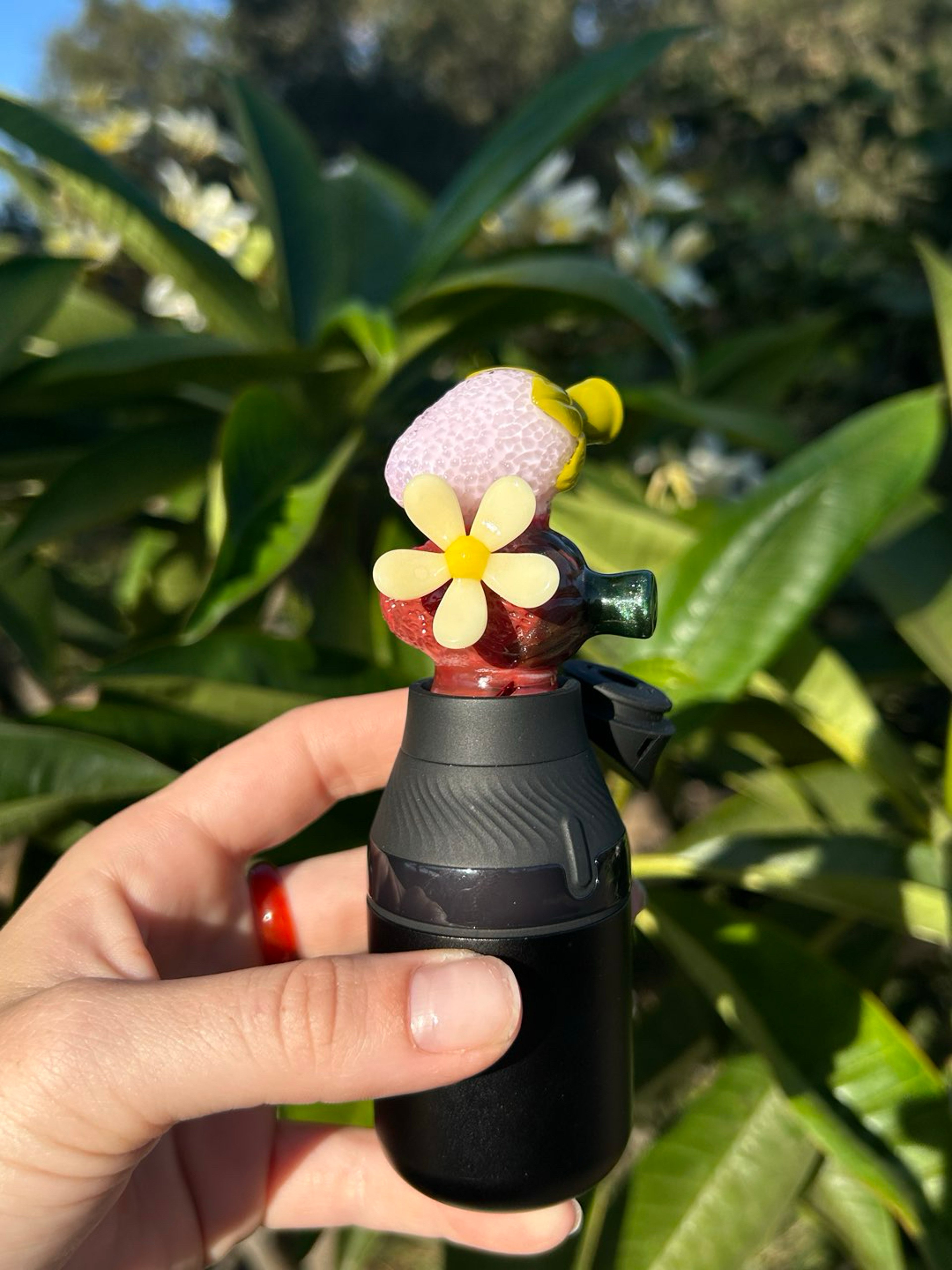 Preview pic of Puffco Core Stacked Strawberry Top