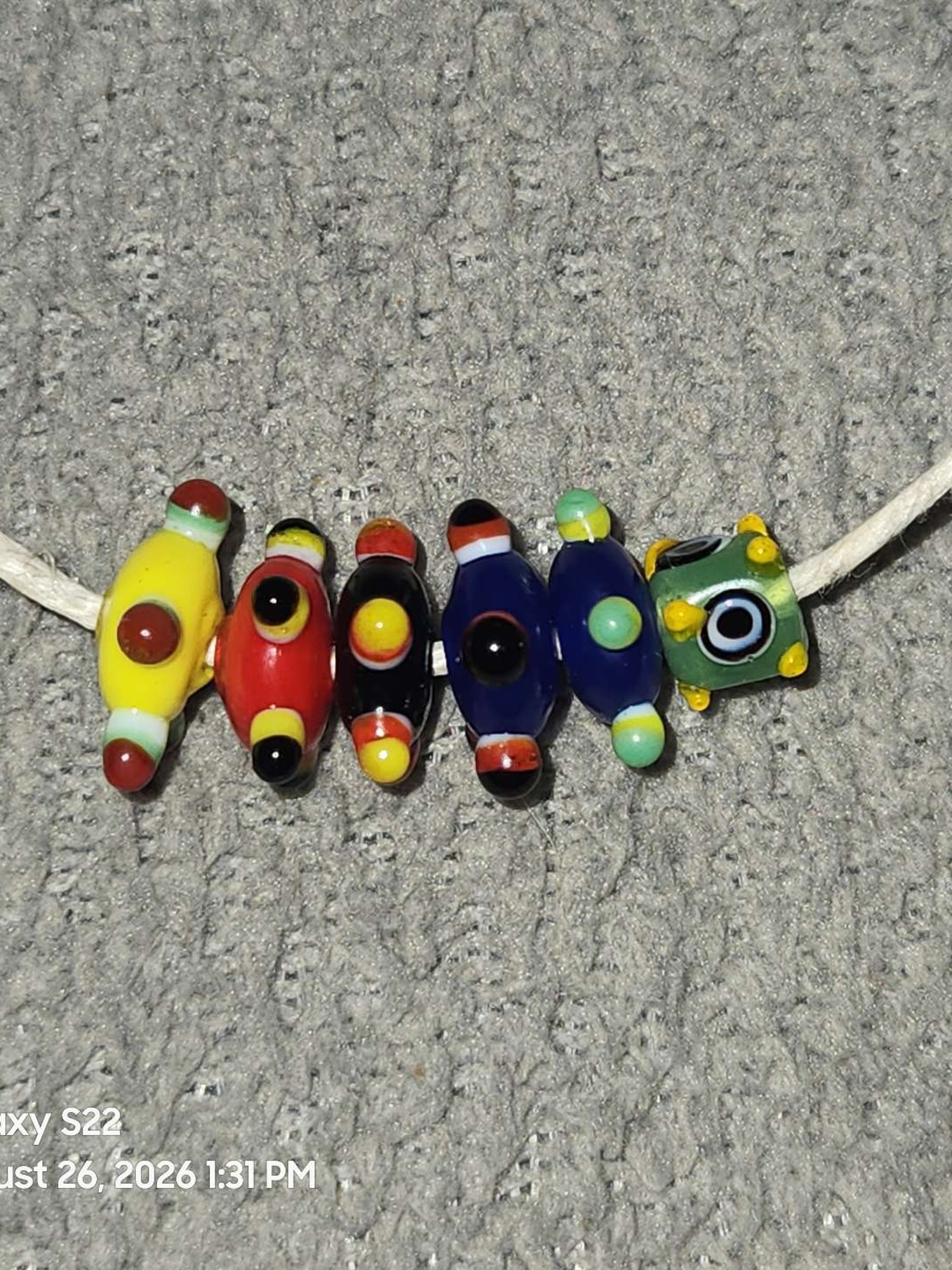 Preview pic of 6 bead bundle