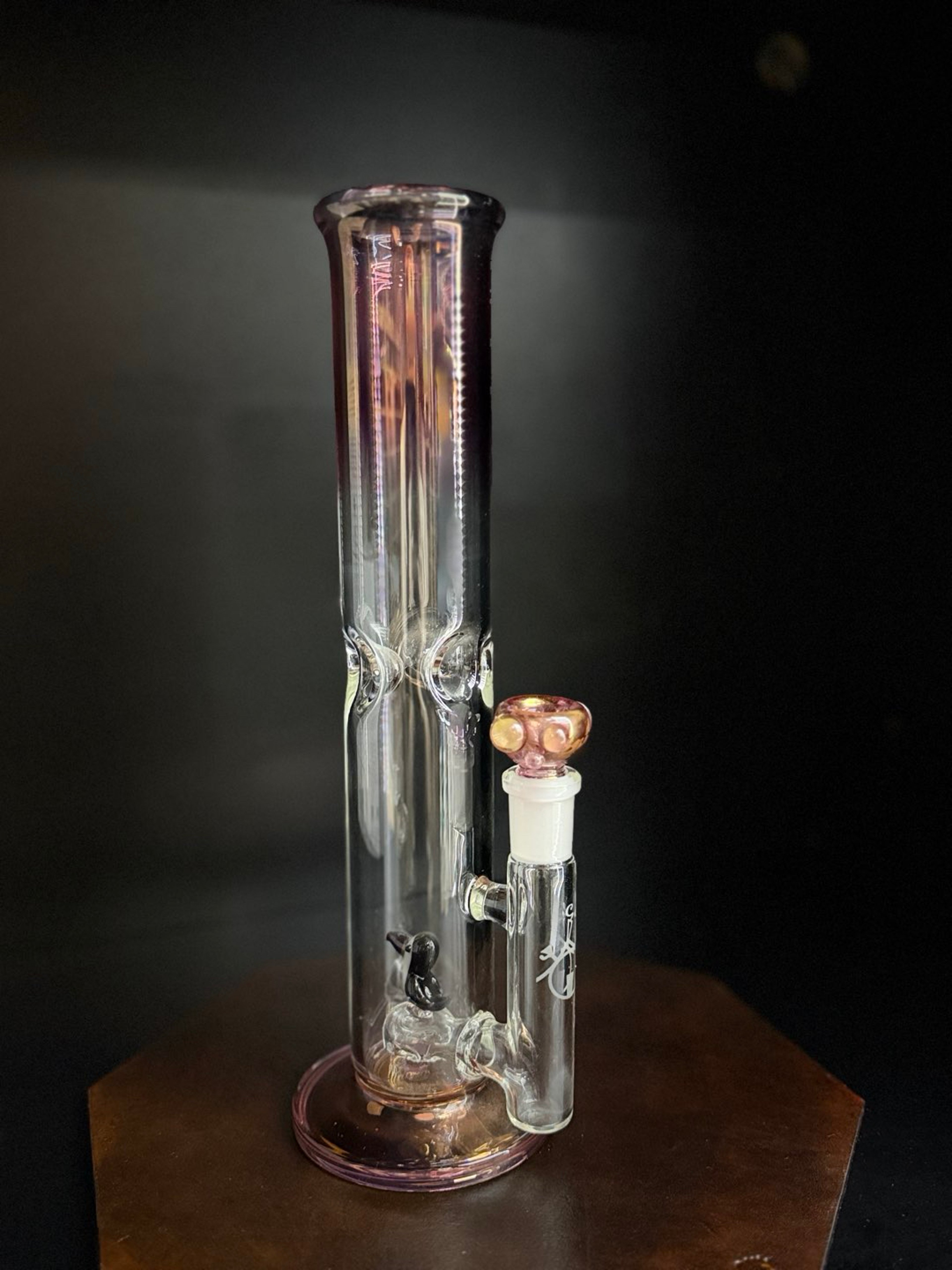 Preview pic of HomeBlown Glass bong
