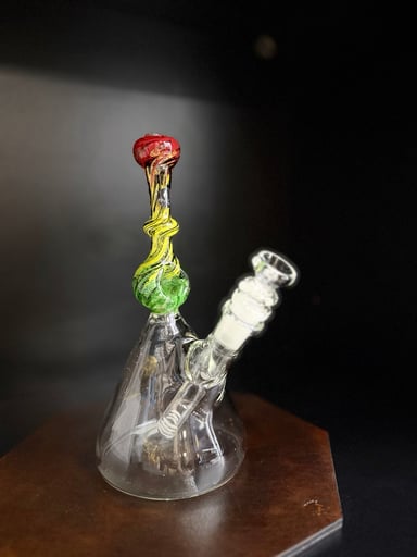 Preview pic of American pipe/bong