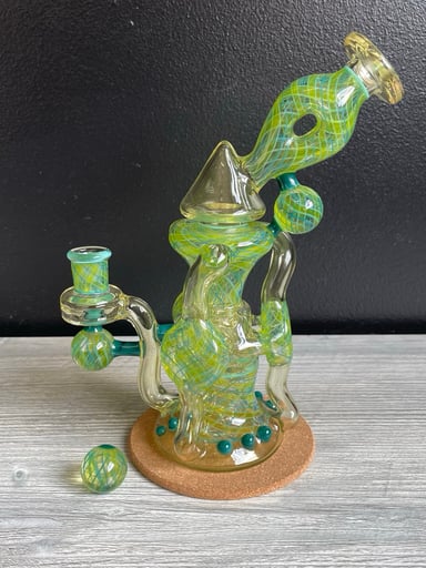 Preview pic of Saucey Glass cluster uv reticello