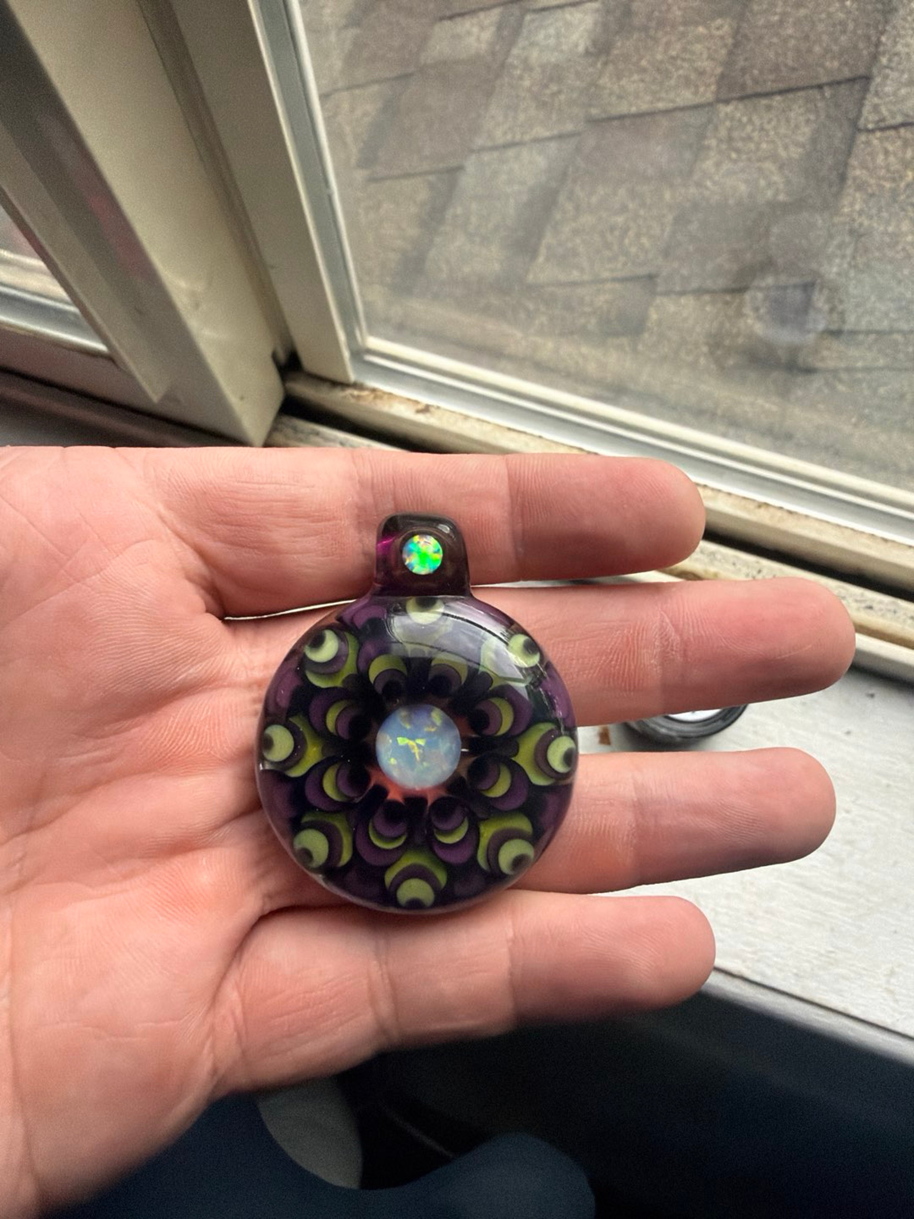 Preview pic of Night wlf pendant