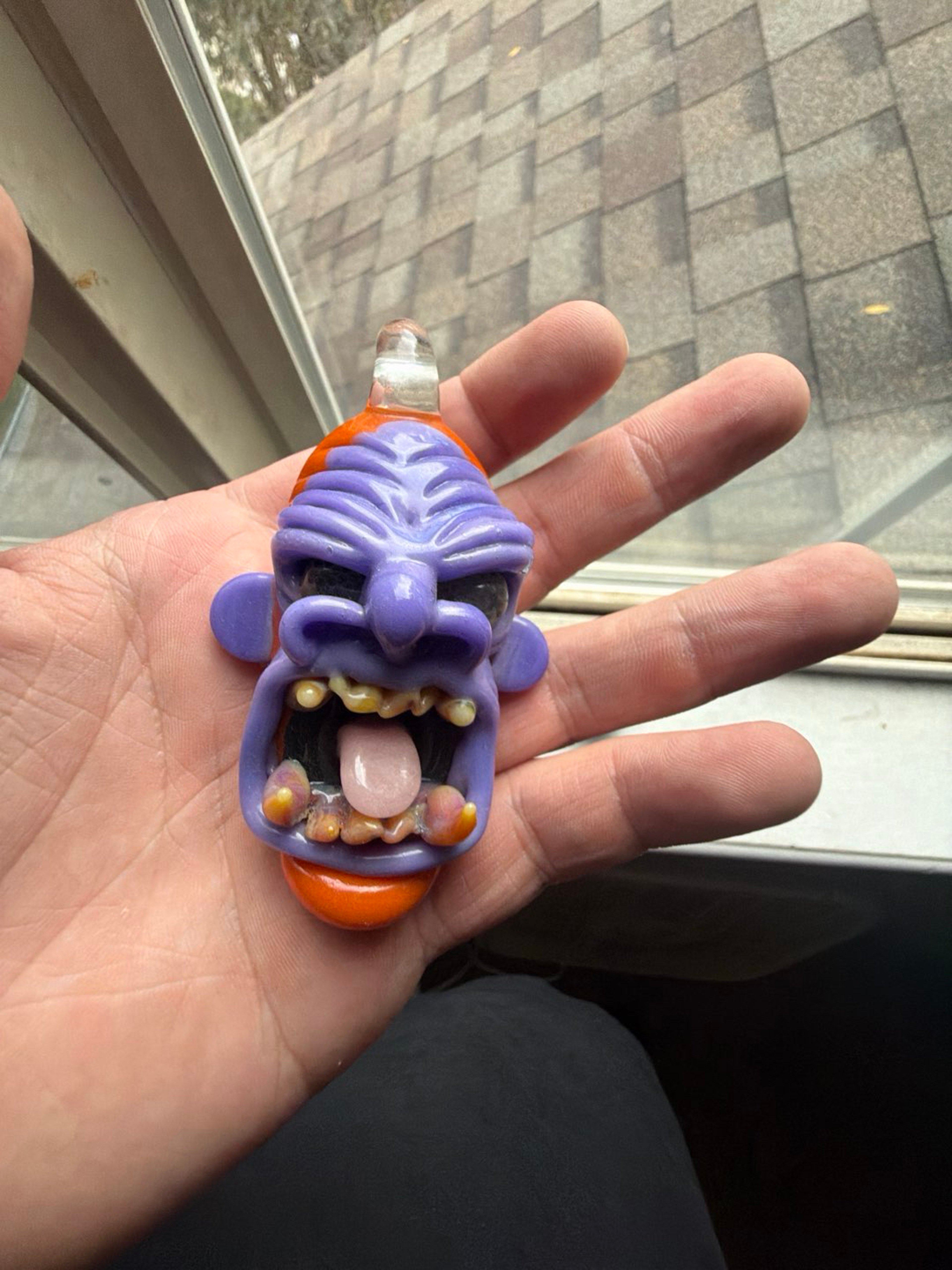 Preview pic of Jordy Minnick monster face pendant
