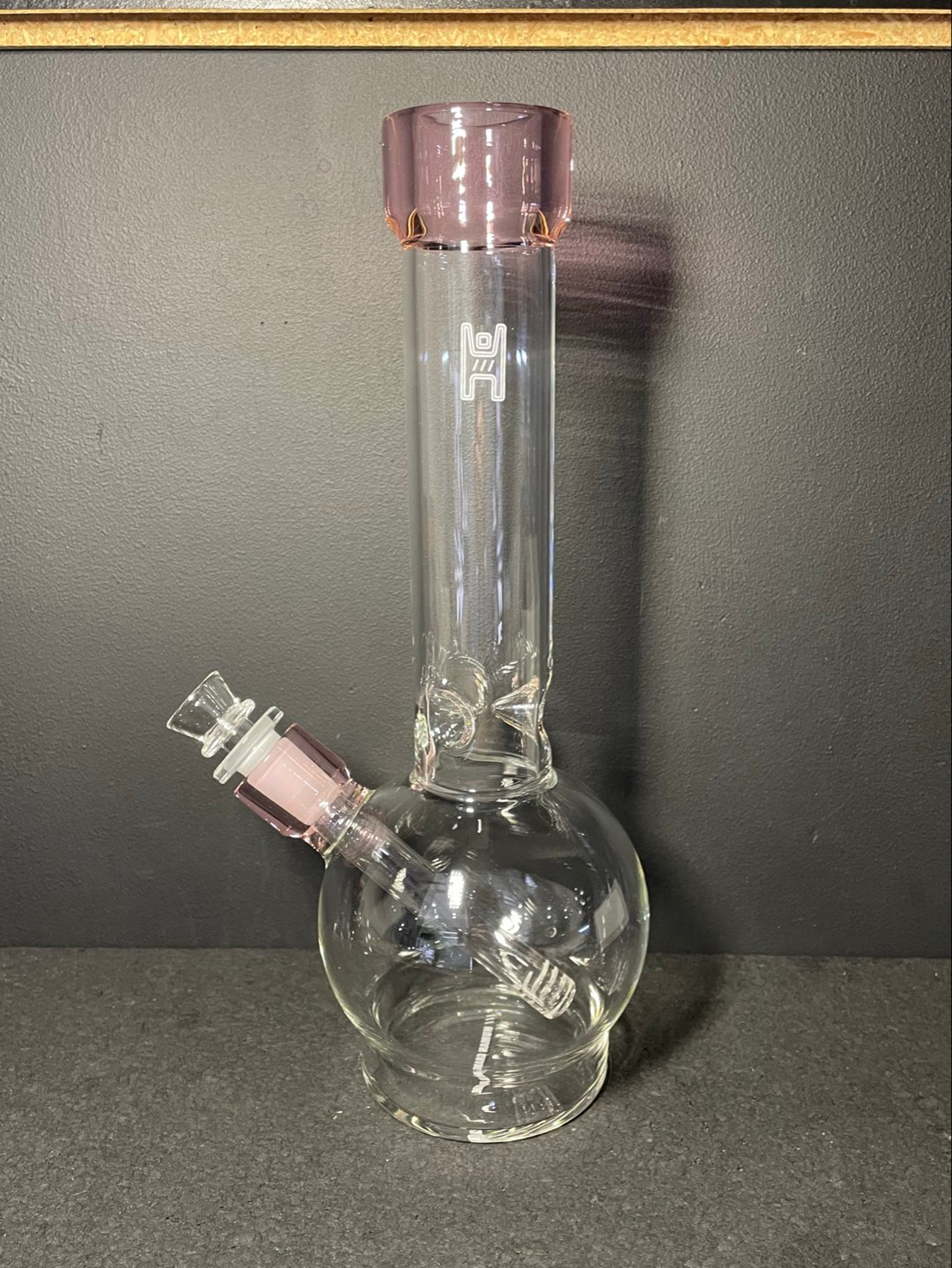 Preview pic of 12” Ball Waterpipe Clear/Pink