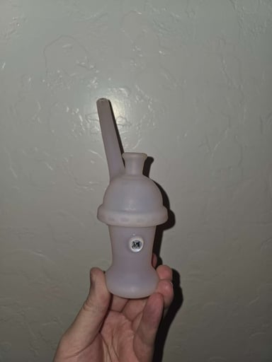 Preview pic of Deal today!! 1/1 Evol Glass  Dabbachino cup rig 2026 custom kitty mib + Banger & pearls
