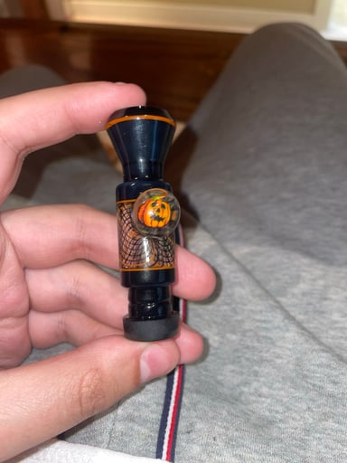 Preview pic of Shamby Halloween retti chillum slide