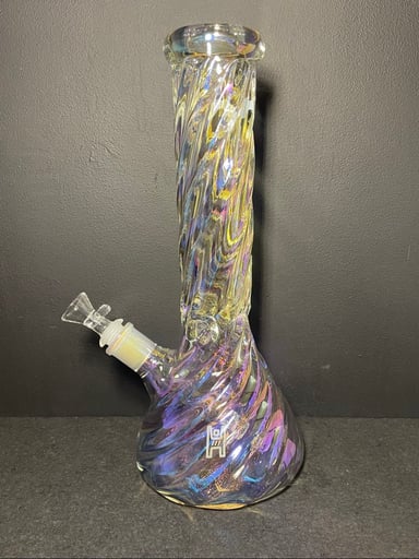 Preview pic of 12” Twisted Iridescent Beaker