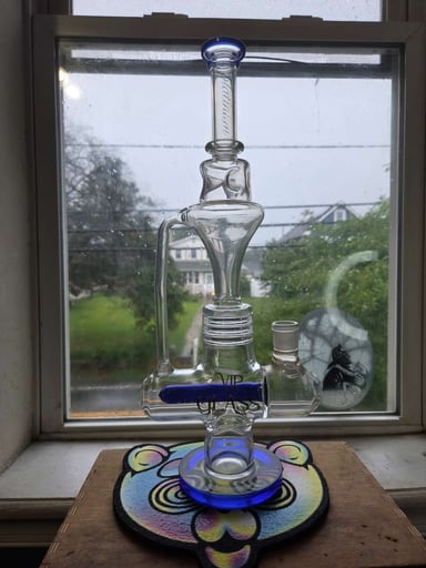 Preview pic of Vip glass