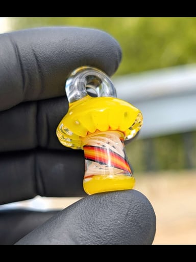 Preview pic of Mushroom pendant yellow orange white zanfirico