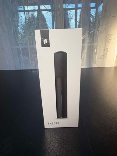 Preview pic of Puffco Pivot Onyx Black - Brand New Factory Sealed