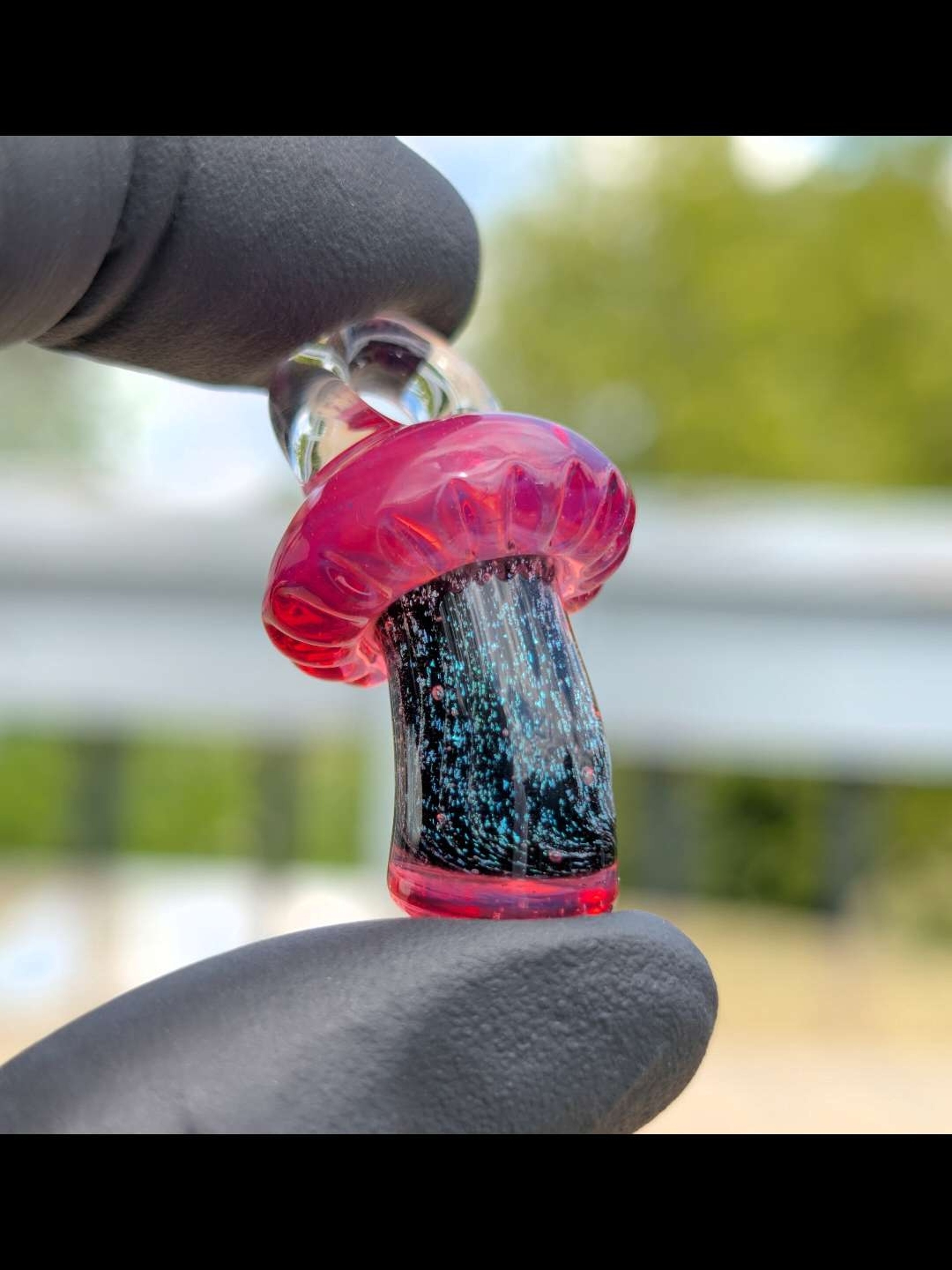 Preview pic of Mushroom pendant karmaline and dichro