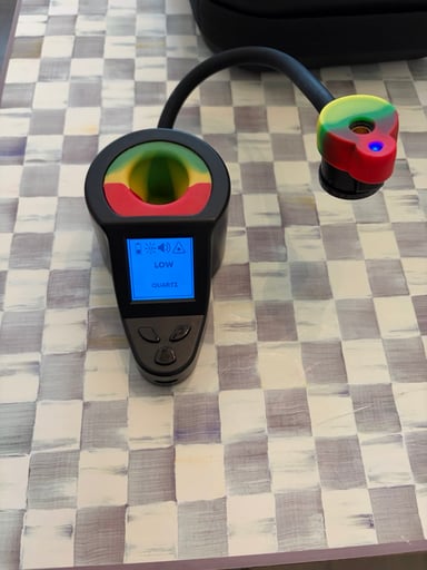 Preview pic of Dab Rite - Case & Charger included