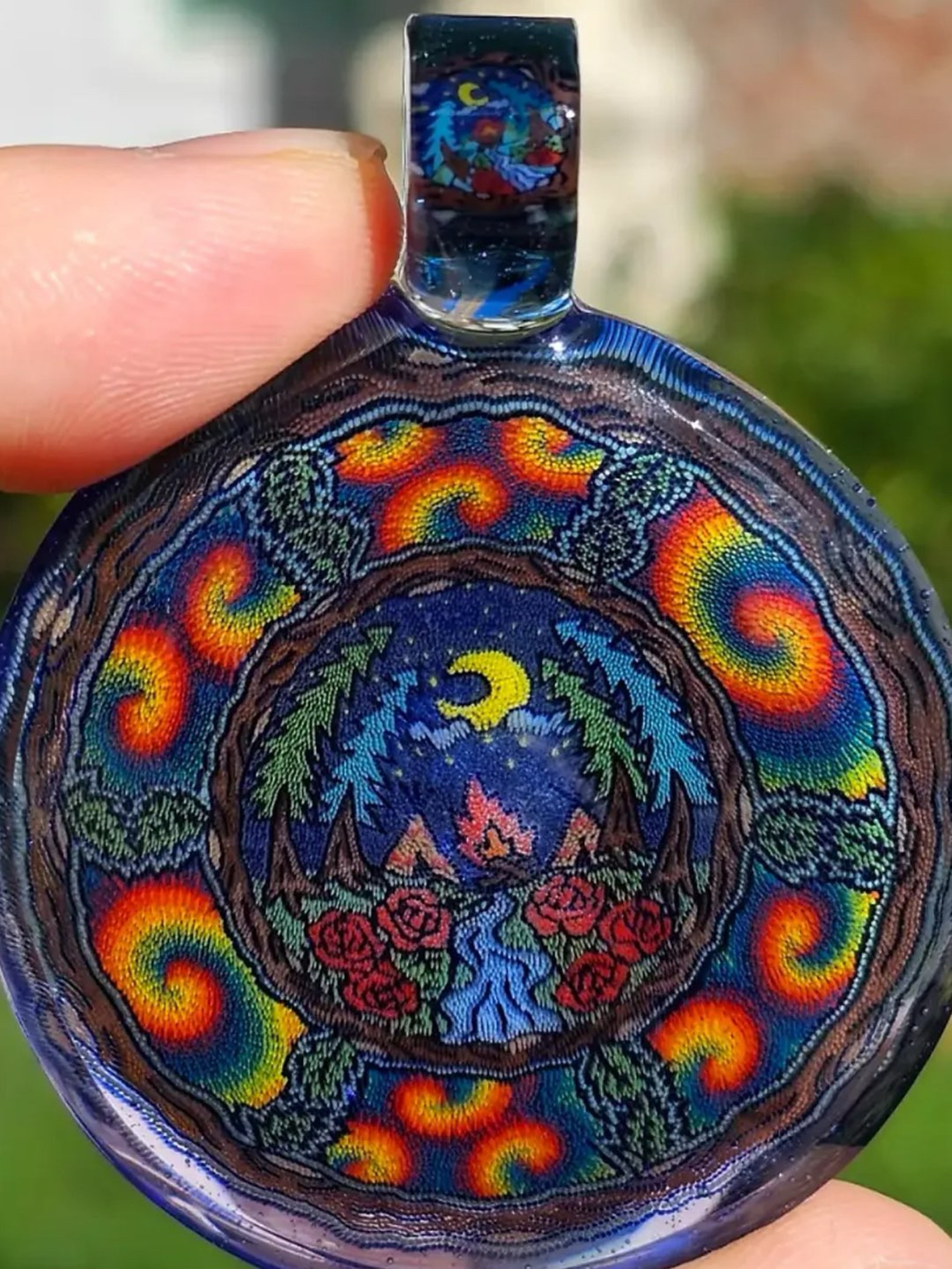 Rose road pendant image 0
