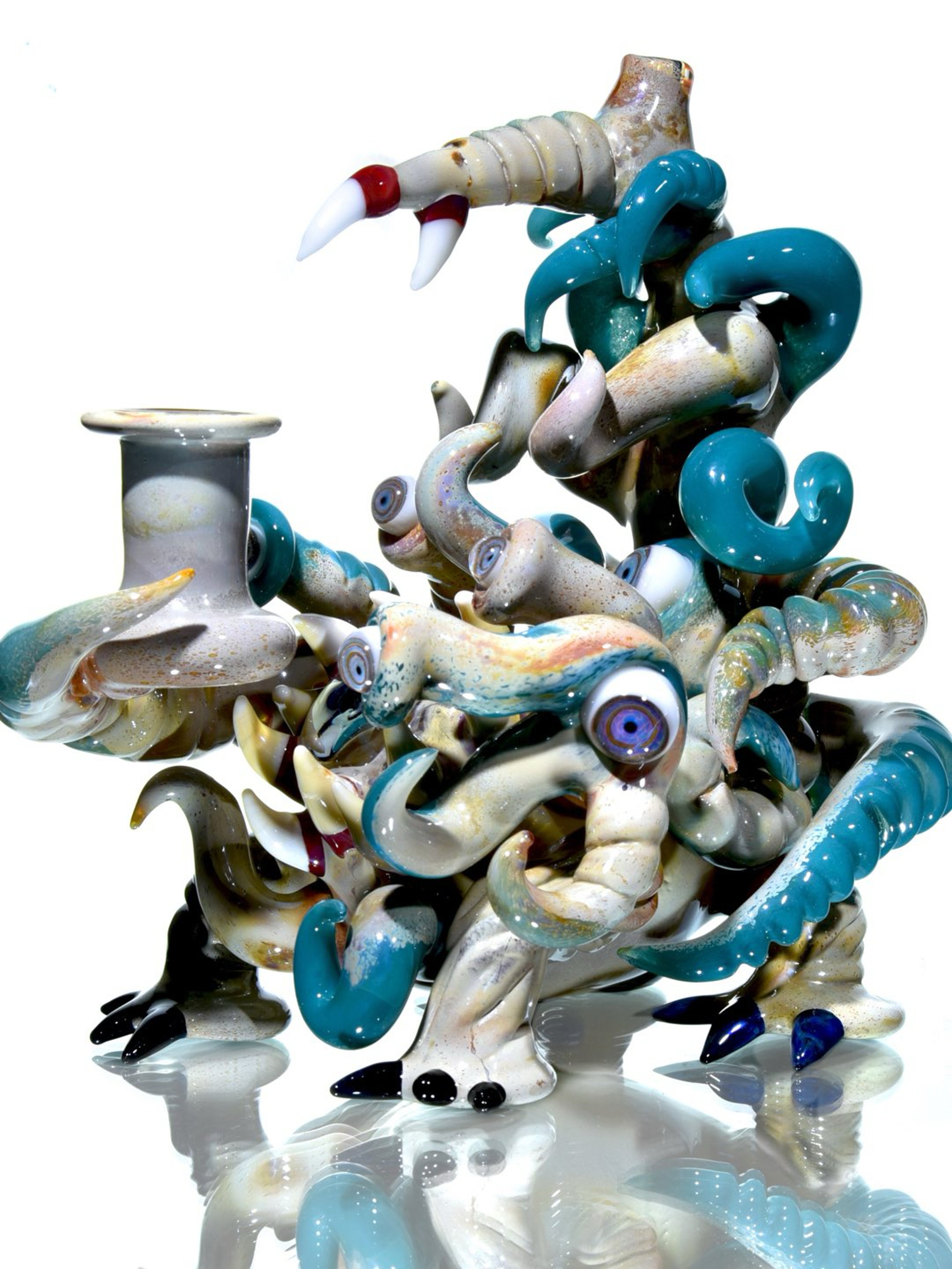 Preview pic of Kyru Glass - Four-legged Cryptid Monster Rig - 14mm Female