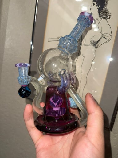 Preview pic of Kilo Glass