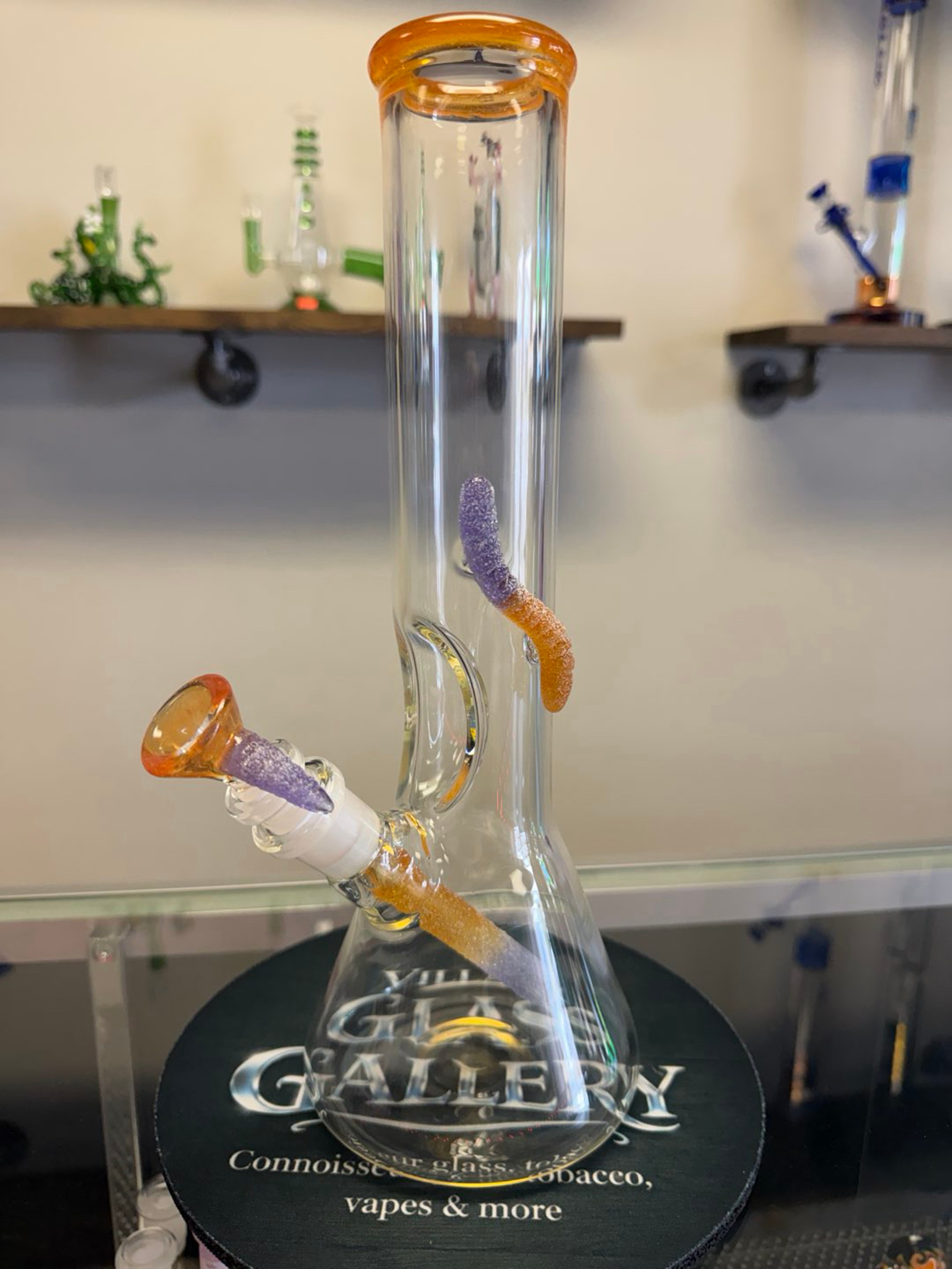 Sour worm beaker by Emperial glass image 0