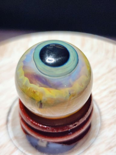 Preview pic of 1 inch glass eye