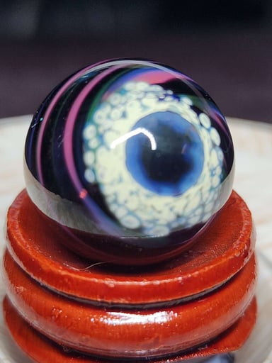 Preview pic of 0.9 inch Holloween Eye ball Marble