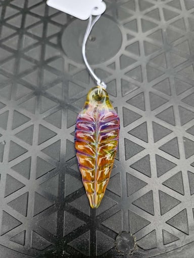 Preview pic of Amber Purple Leaf Pendant