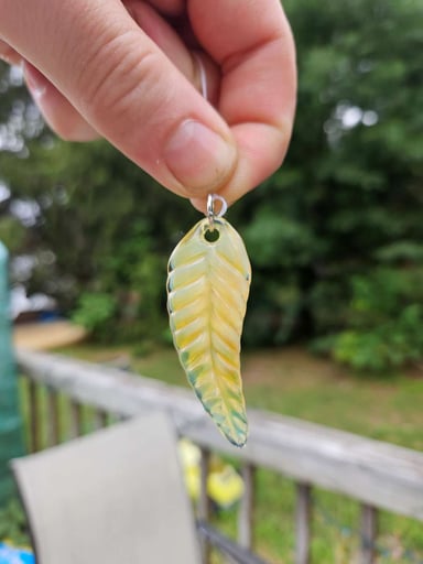 Preview pic of Yellow Leaf Pendant
