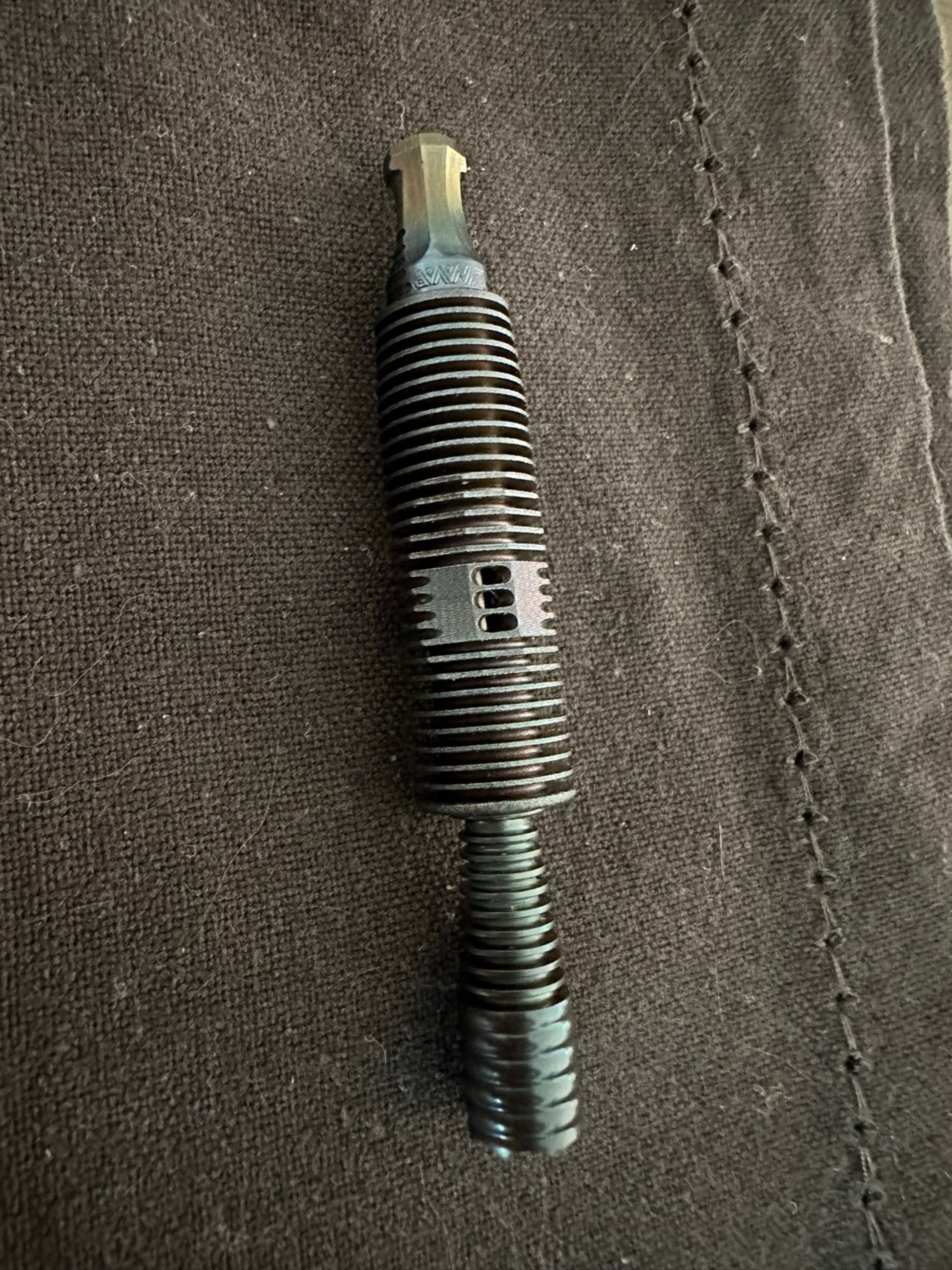 Preview pic of 1/1 Dynavap anodized JP Finley