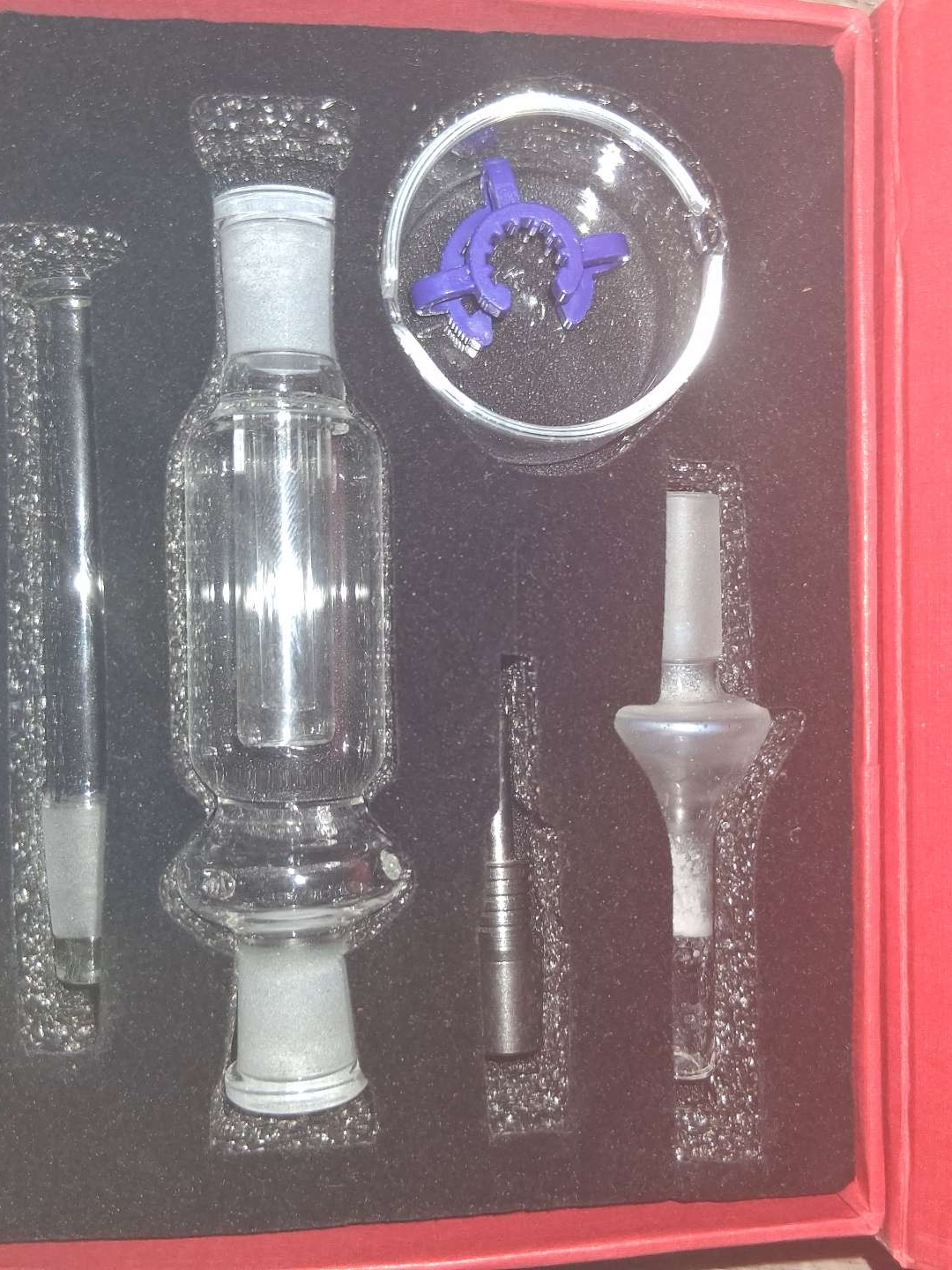 Preview pic of Brand New Micro NC 10mm Glass Nectar Collector Kit w/ Dish & Case