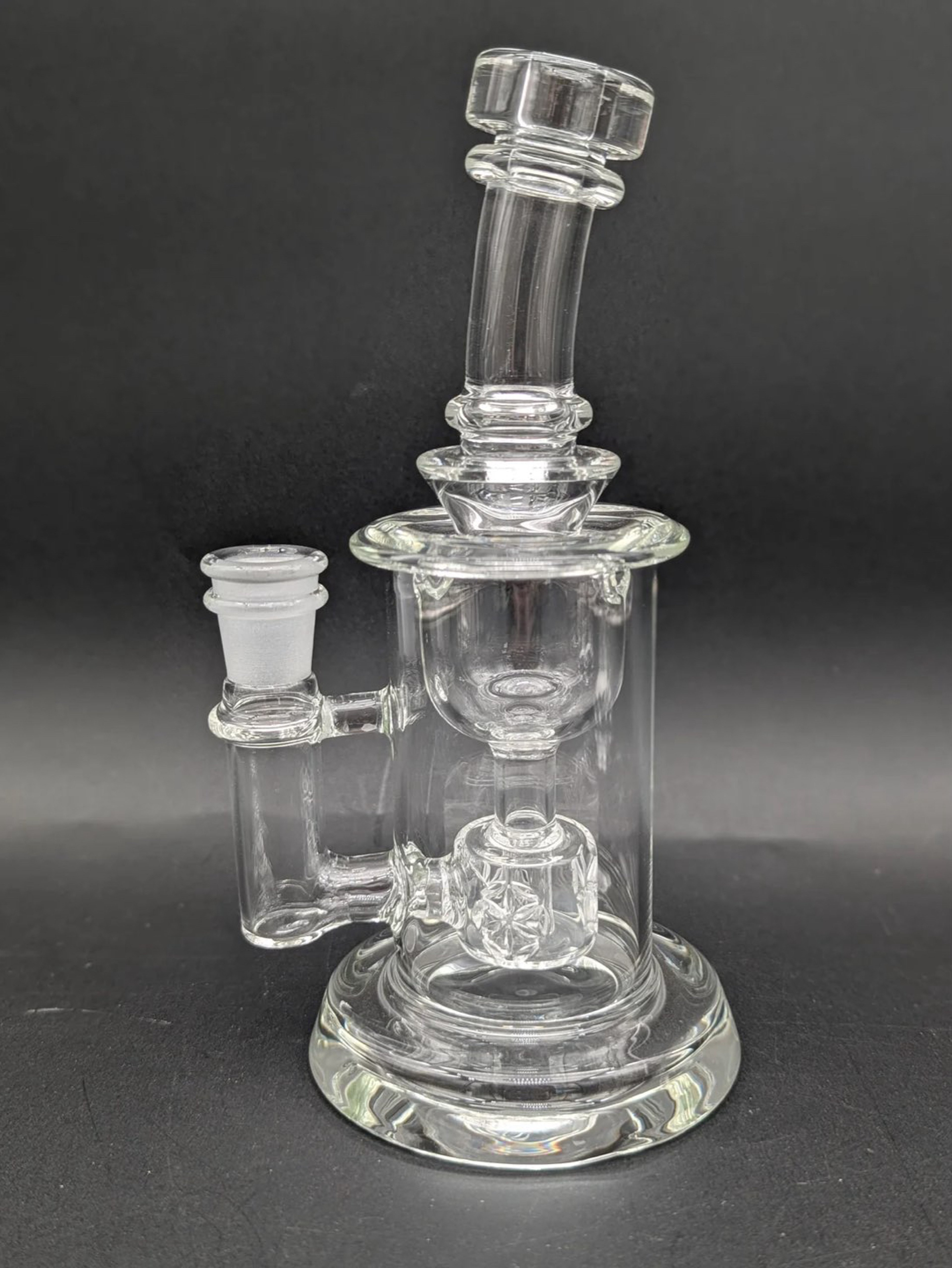 Preview pic of GREEK GLASS TAURUS DAB RIG