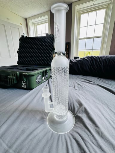Preview pic of 🔥BRAND NEW.. 18mm FULL SANDBLASTED SOL SEED OF LIFE GLASS 2X SLIDES 🤙🔥