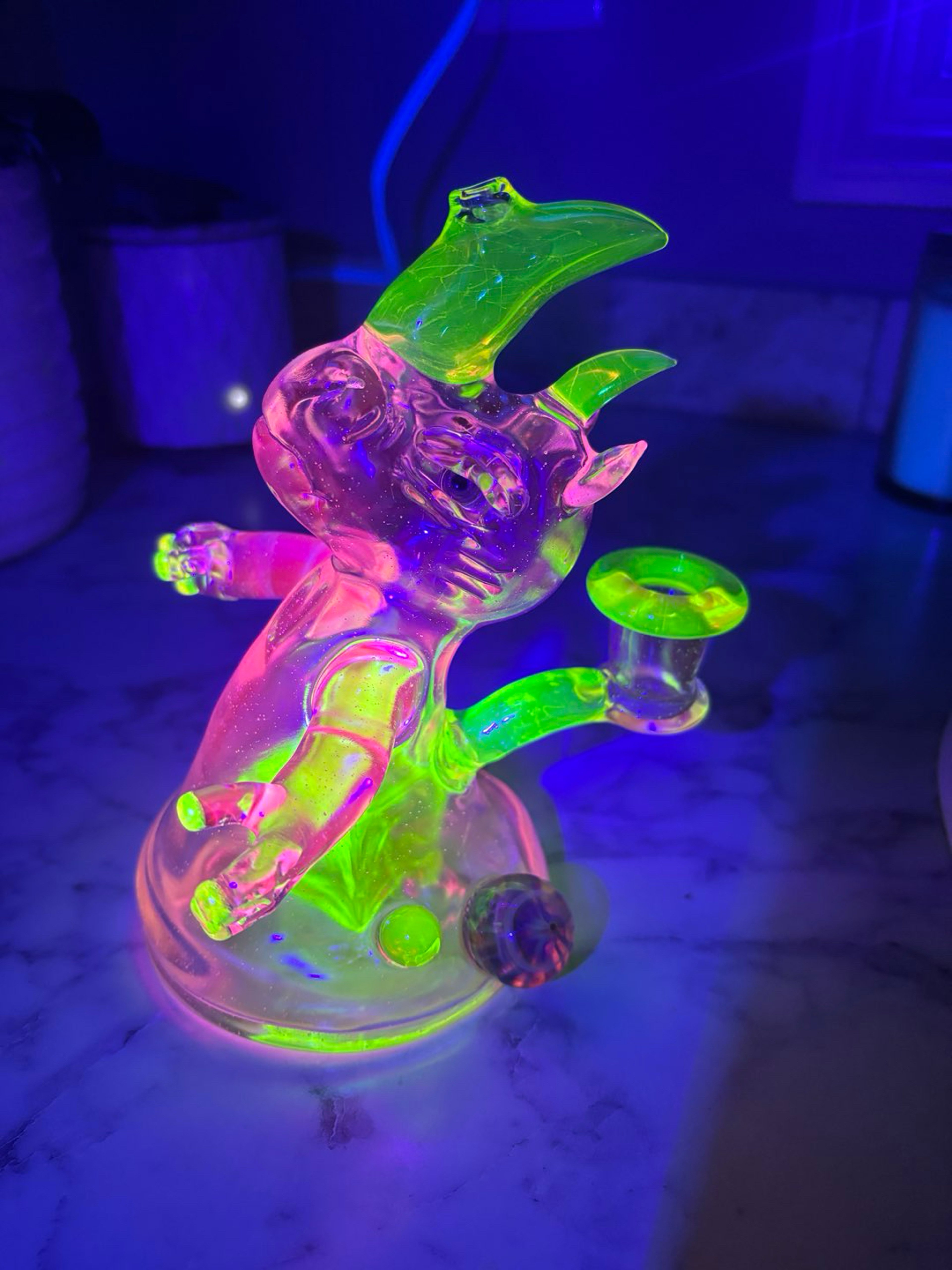 Preview pic of Earl jr x domino UV rhino