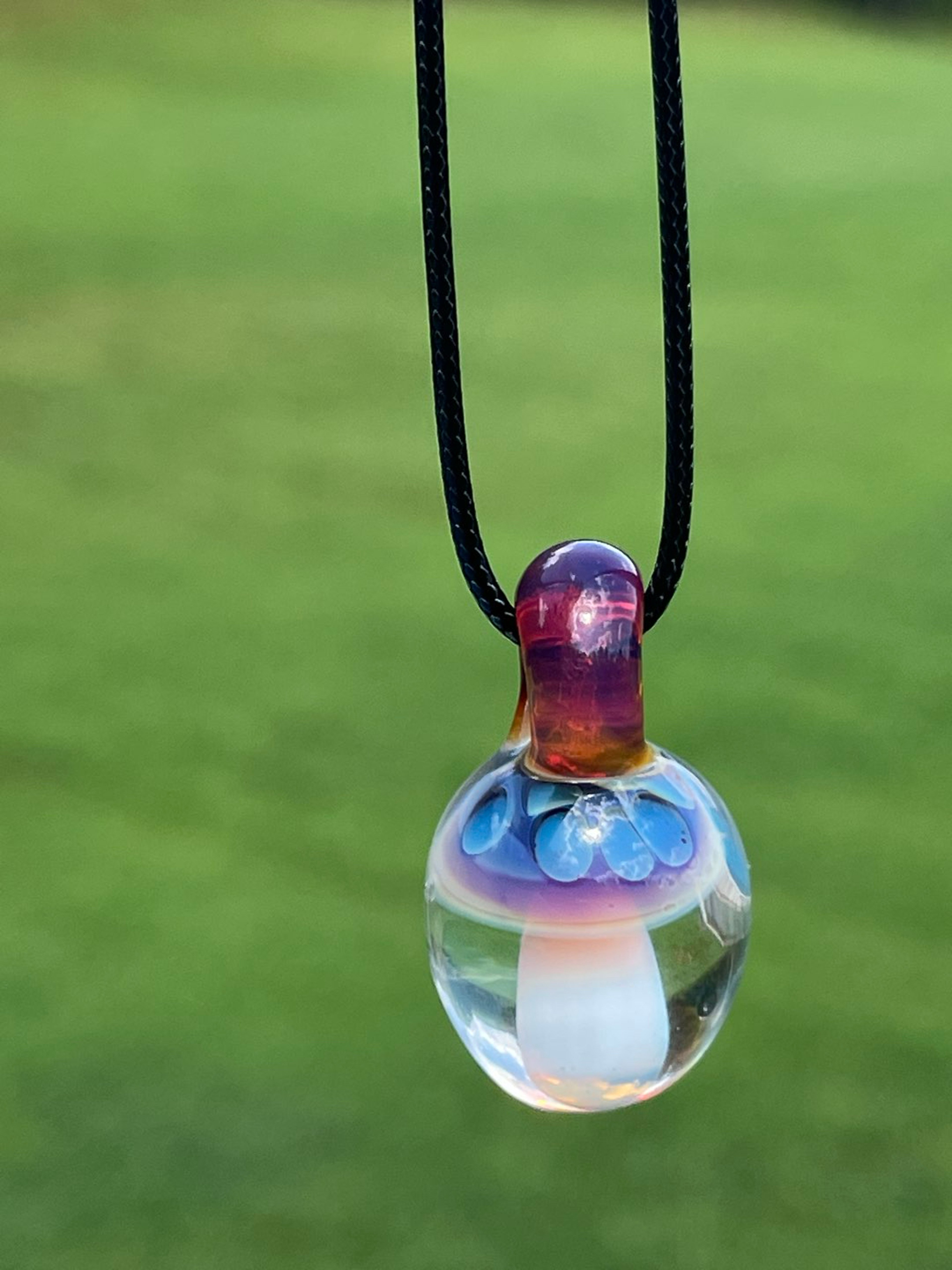 Preview pic of Mushy pendant
