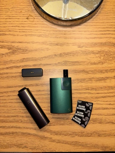 Preview pic of POTV Lobo + PAX 2  Dry Herb Vapes Bundle