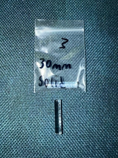 Preview pic of 30mm solid quartz pillar