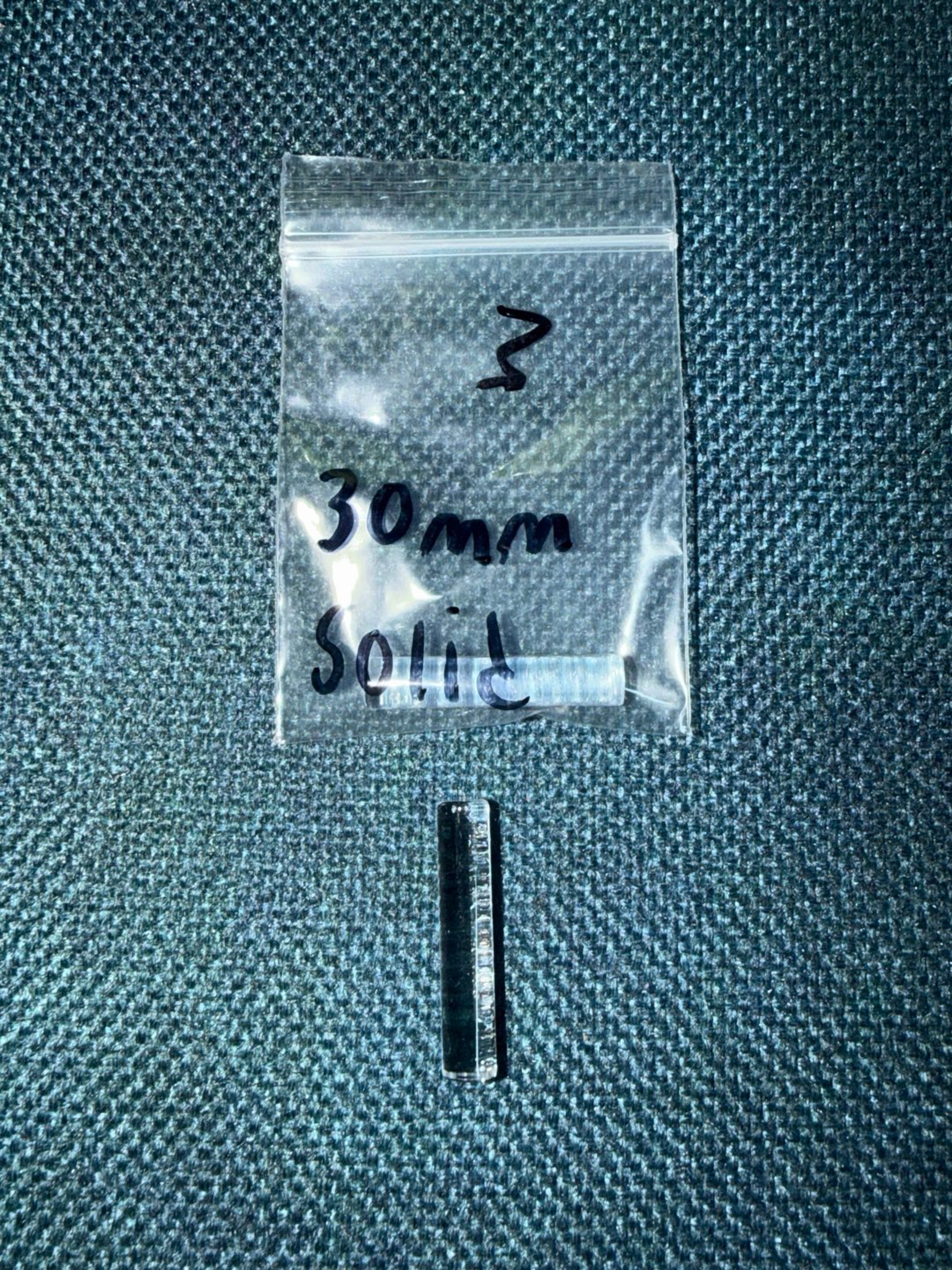 Preview pic of 30mm solid quartz pillar