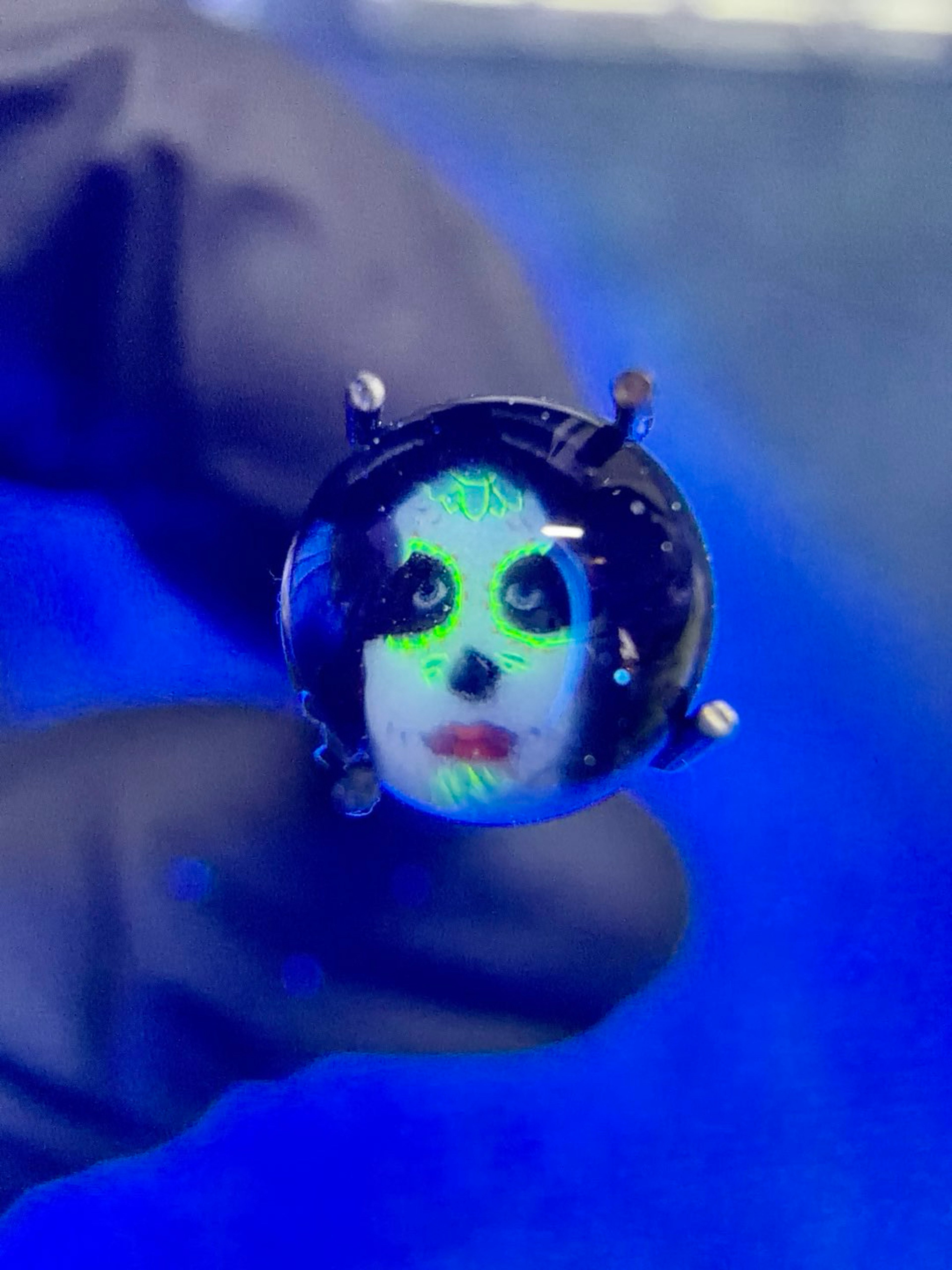 Preview pic of Sugar skull Millie pearl UV steve h 6mm
